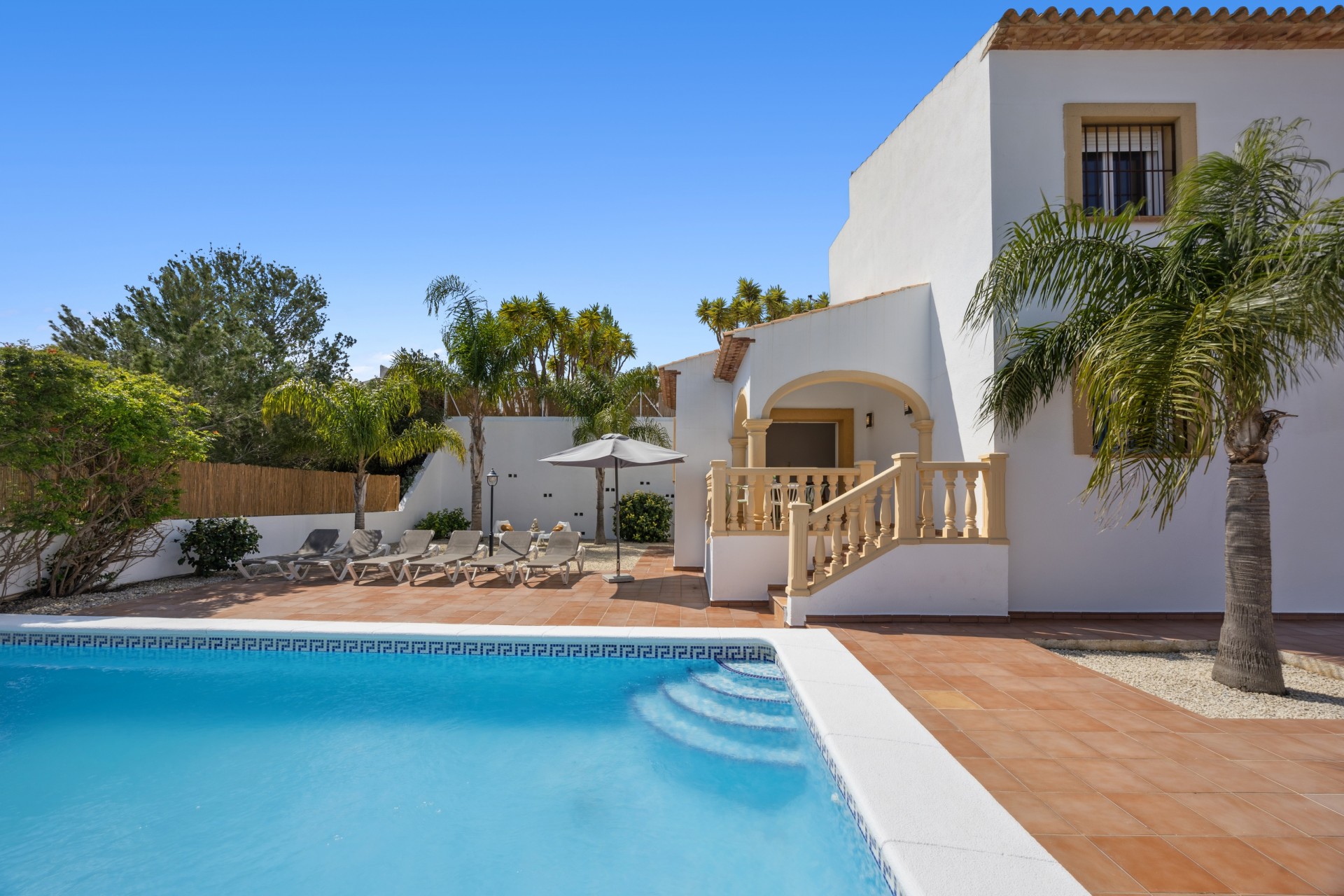 Reventa - Villa -
Jávea / Xàbia - La Granadella  - Costa Nova