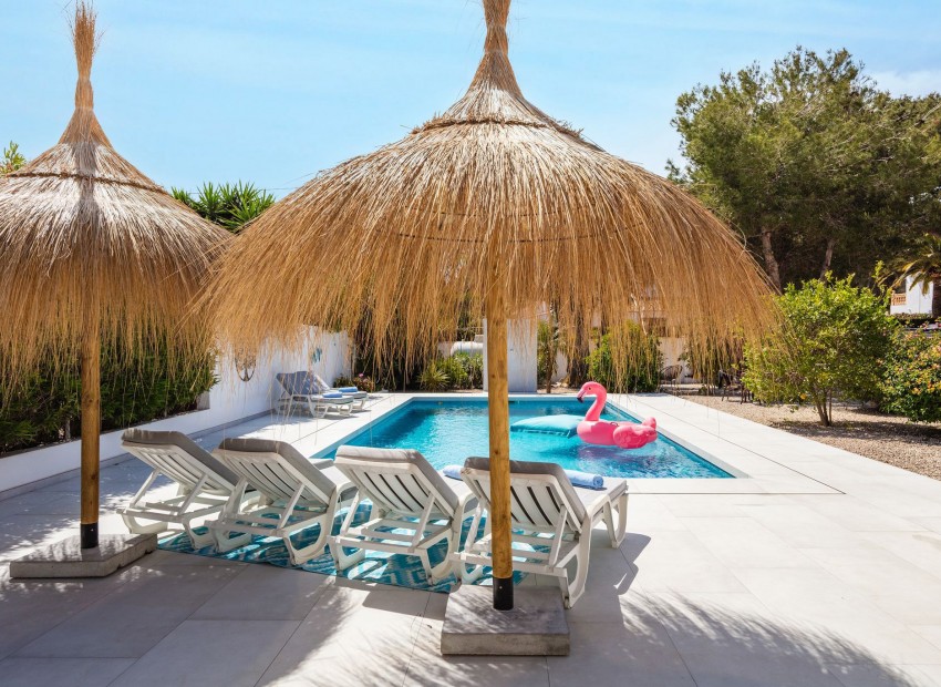 Reventa - Villa -
Jávea / Xàbia - La Granadella  - Costa Nova