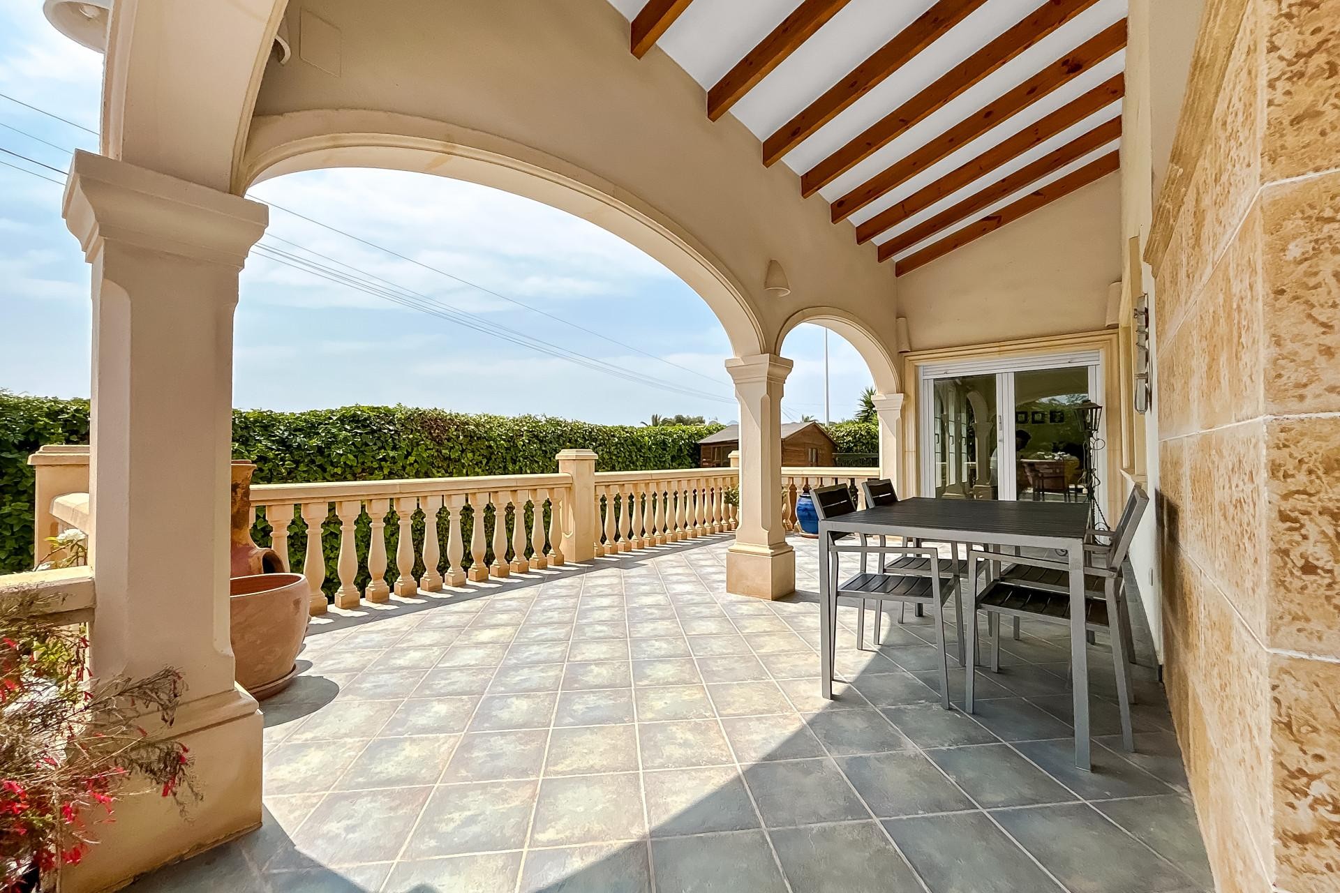 Reventa - Villa -
Jávea / Xàbia - La Granadella  - Costa Nova