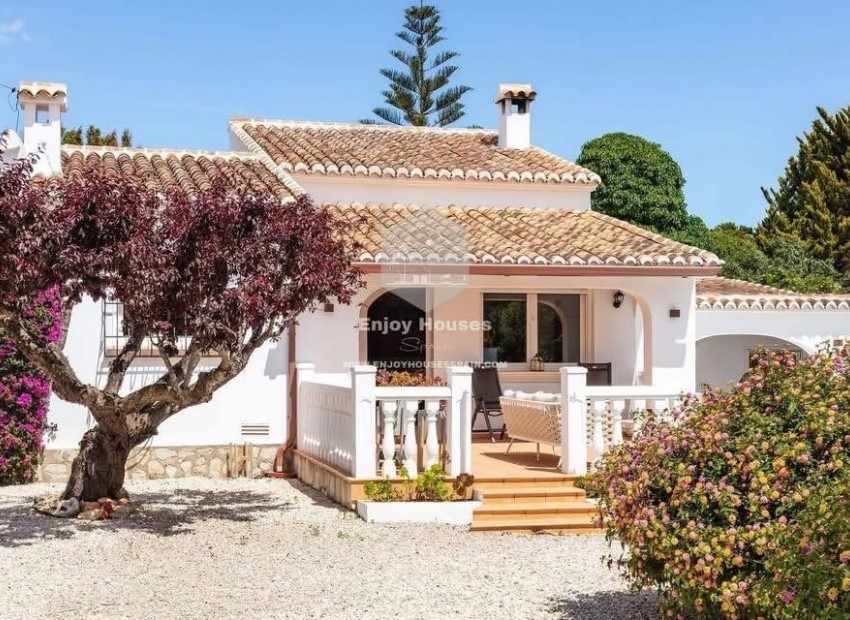 Reventa - Villa -
Jávea / Xàbia - La Granadella  - Costa Nova