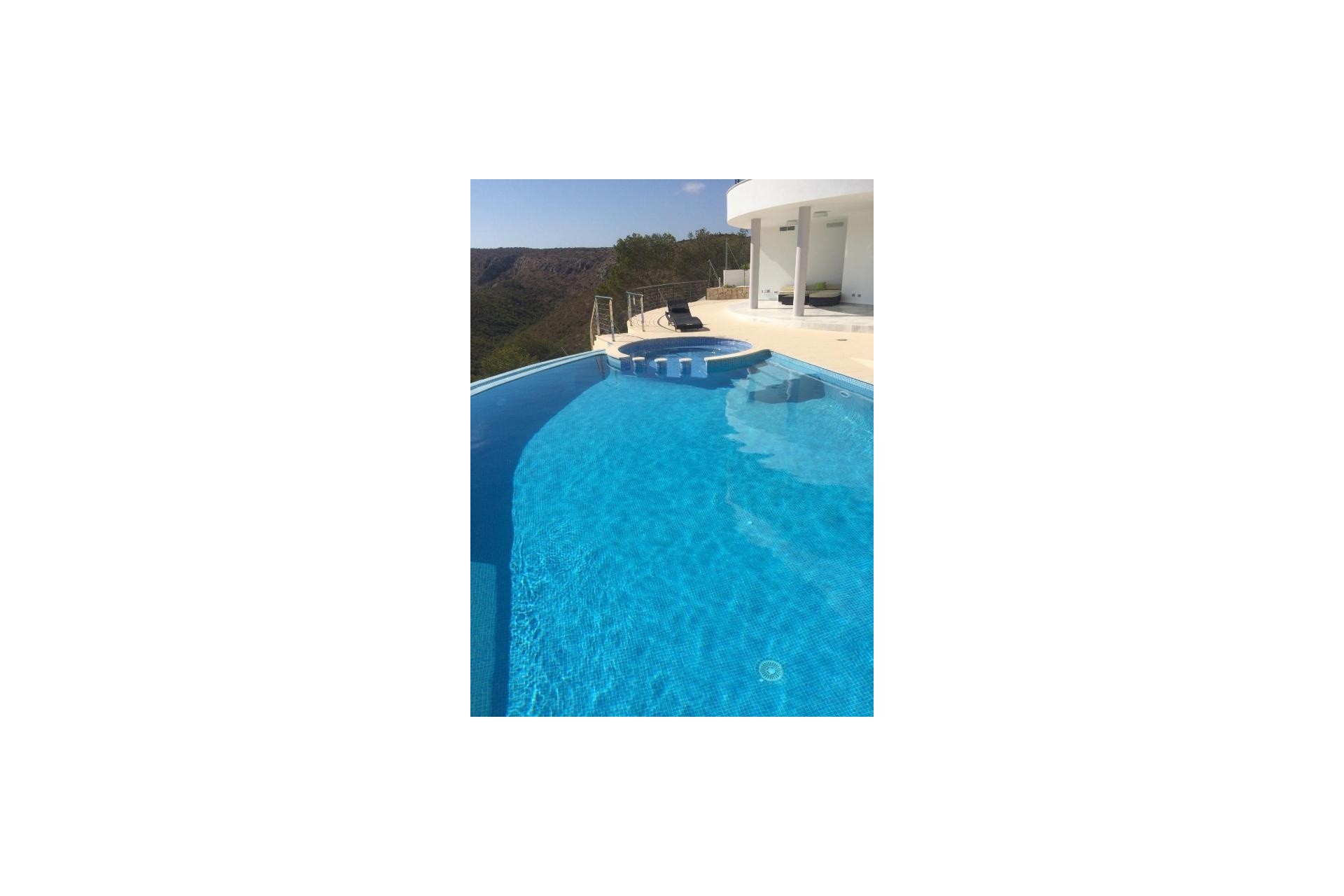 Reventa - Villa -
Jávea / Xàbia - La Granadella  - Costa Nova