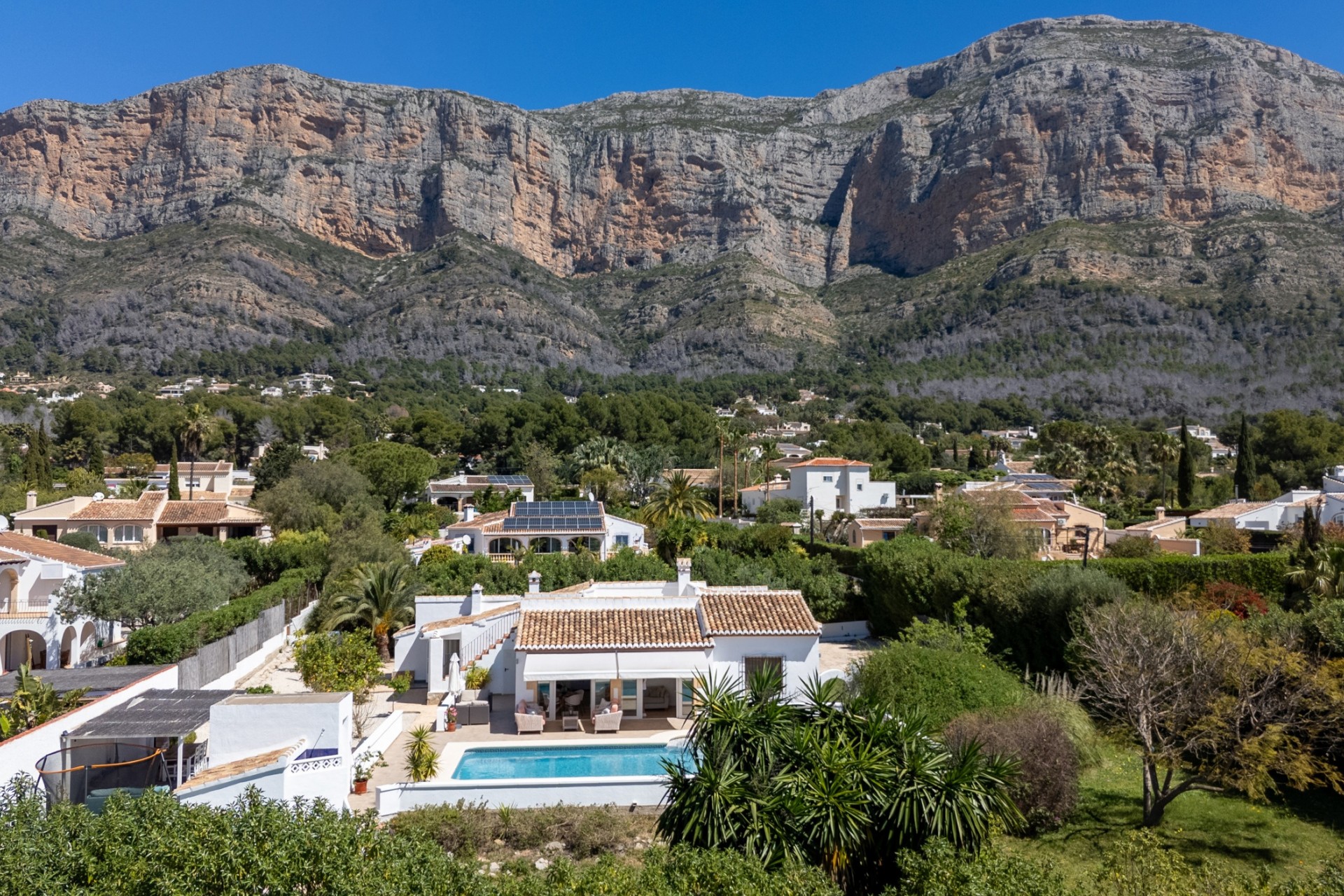 Reventa - Villa -
Jávea / Xàbia - Montgó - Ermita