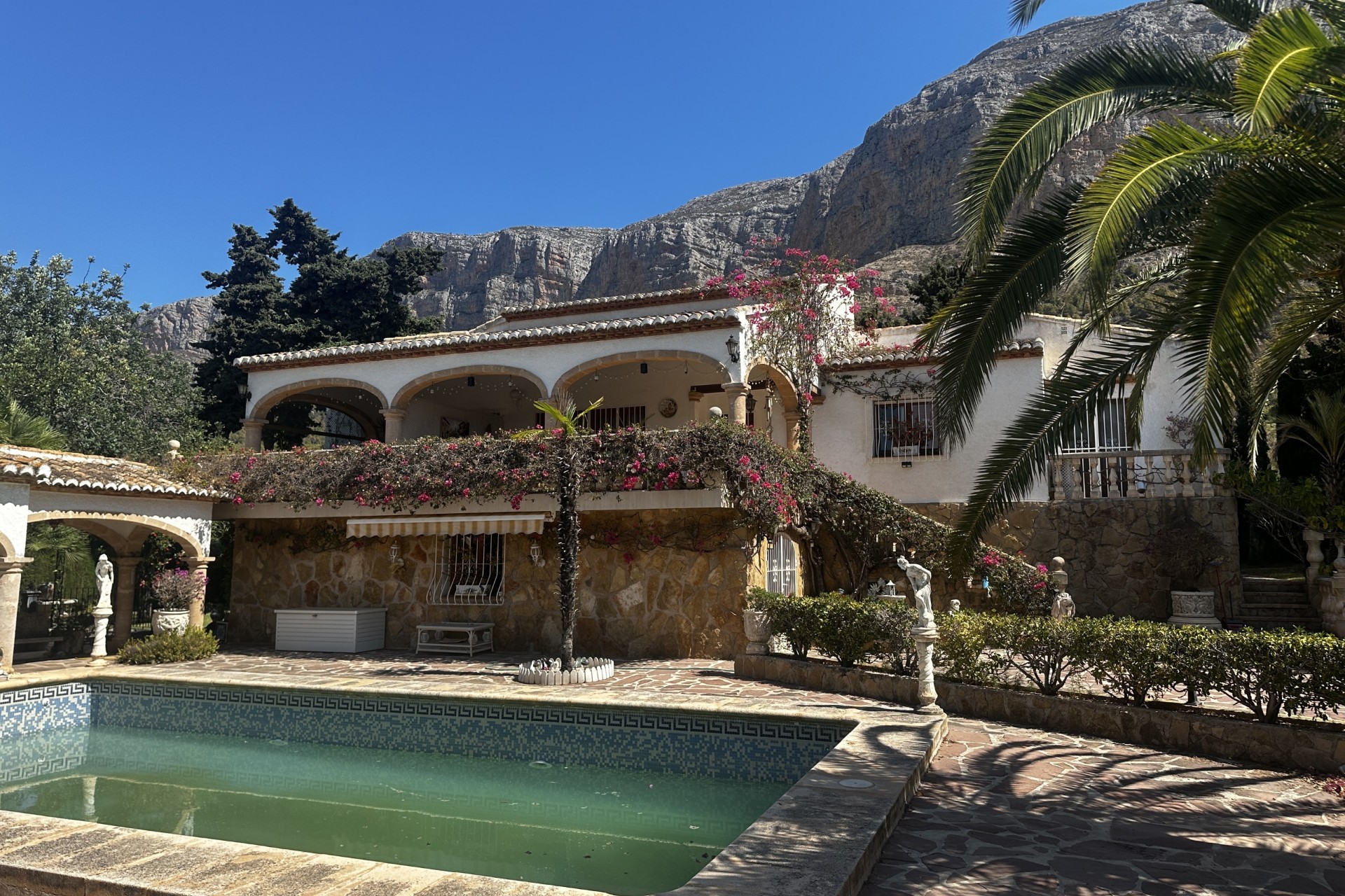 Reventa - Villa -
Jávea / Xàbia - Montgó - Ermita