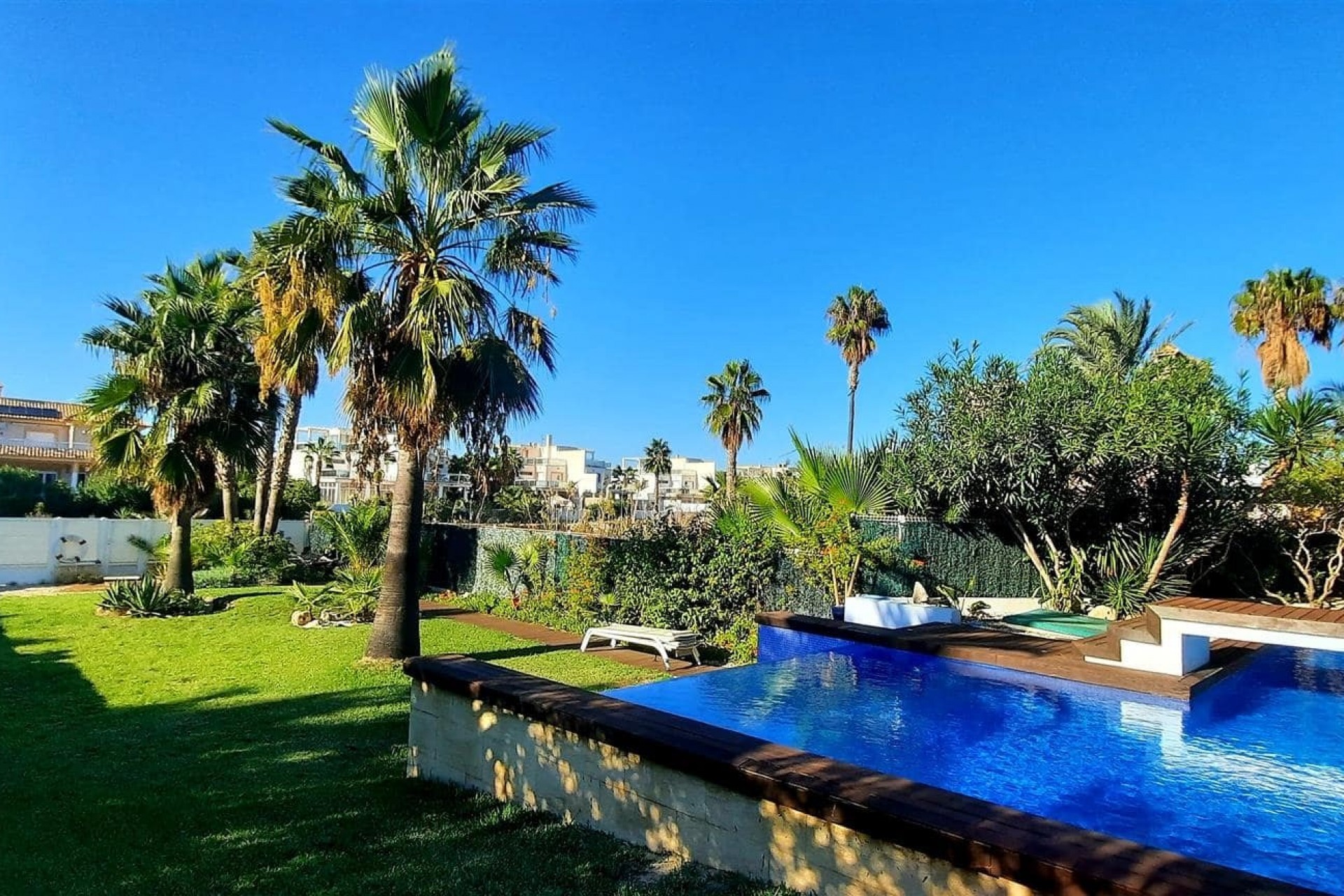 Reventa - Villa -
La Manga del Mar Menor