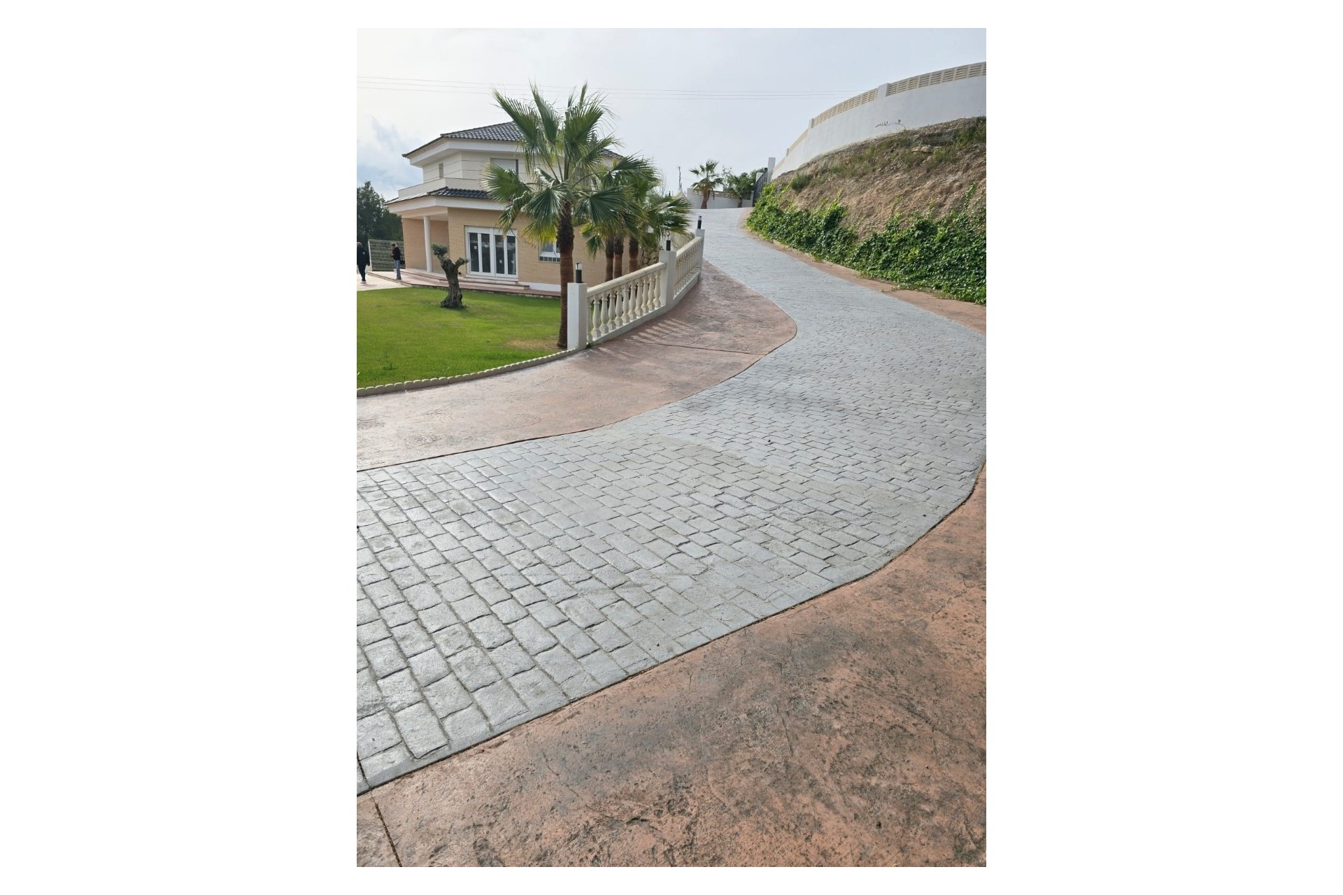 Reventa - Villa -
La Nucía - La Colina