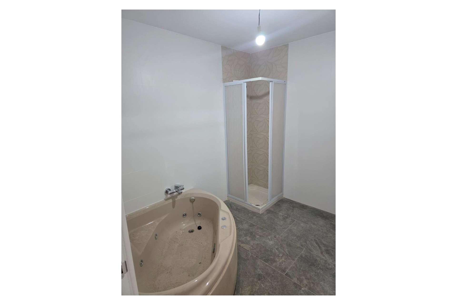 Reventa - Villa -
La Nucía - La Colina