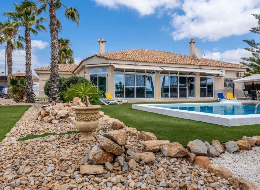 Reventa - Villa -
Lo Santiago,