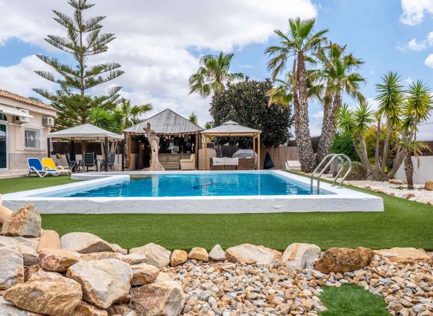 Reventa - Villa -
Lo Santiago,