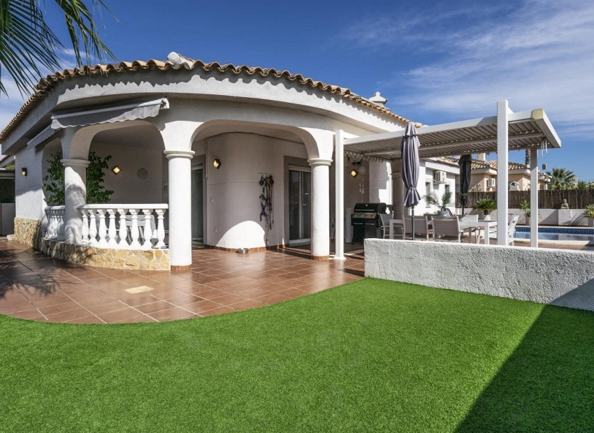Reventa - Villa -
Lo Santiago,
