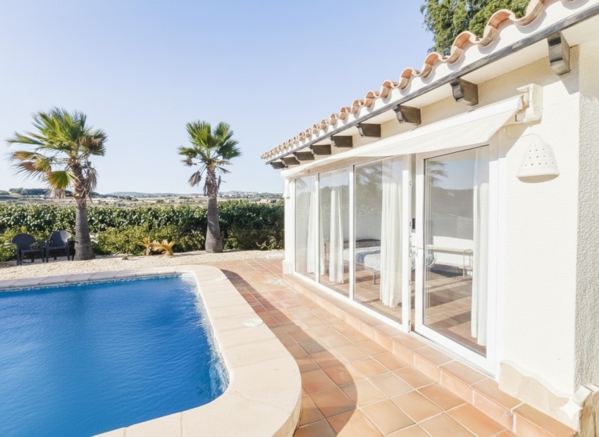 Reventa - Villa -
Moraira - Benimeit - Tabaira