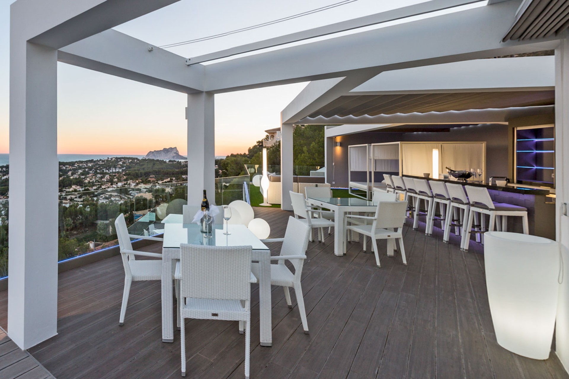 Reventa - Villa -
Moraira - El Tesoro