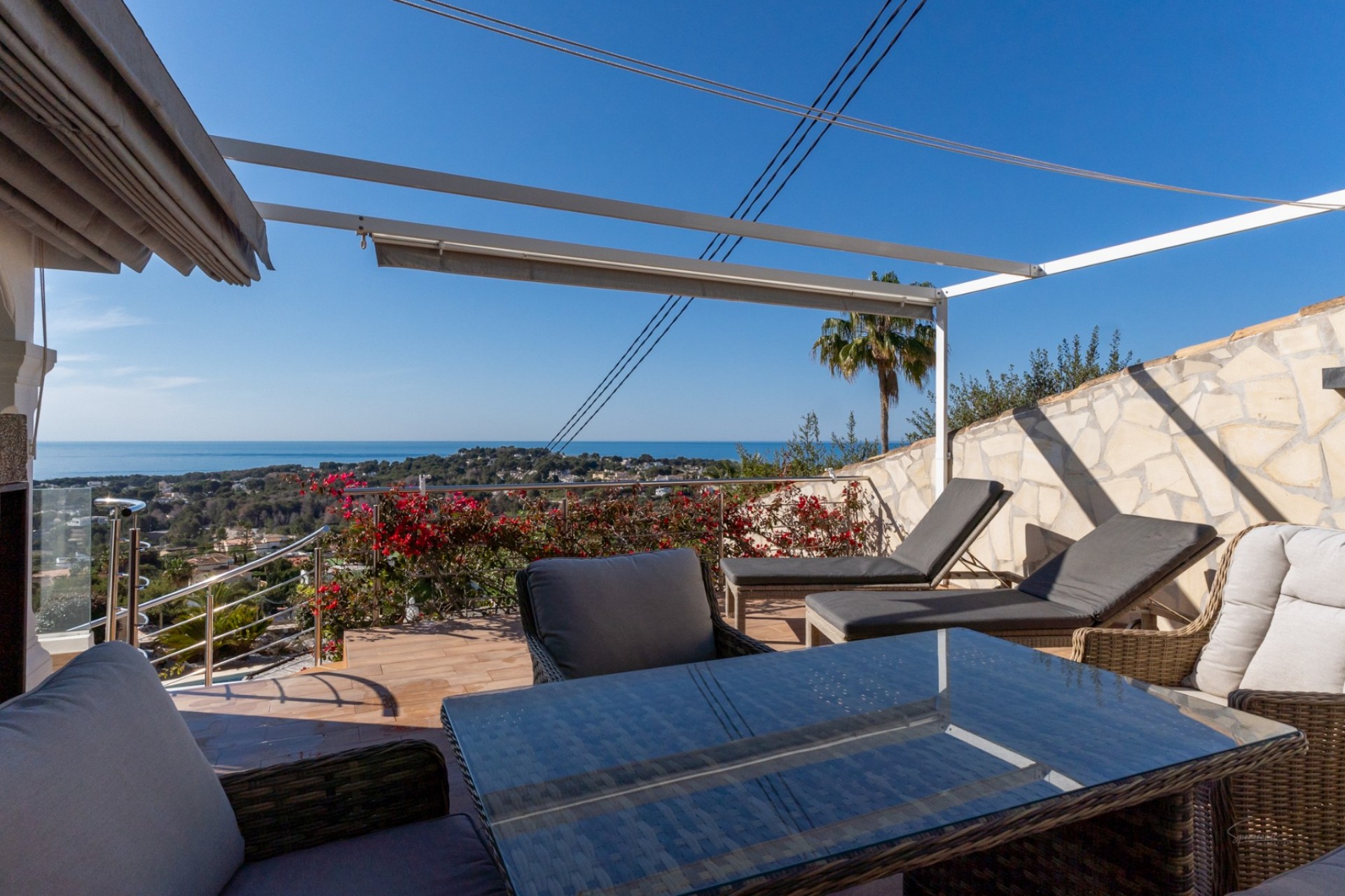 Reventa - Villa -
Moraira - Pinar de l’Advocat