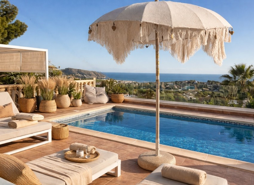 Reventa - Villa -
Moraira - Pinar del Advocat - Cometa