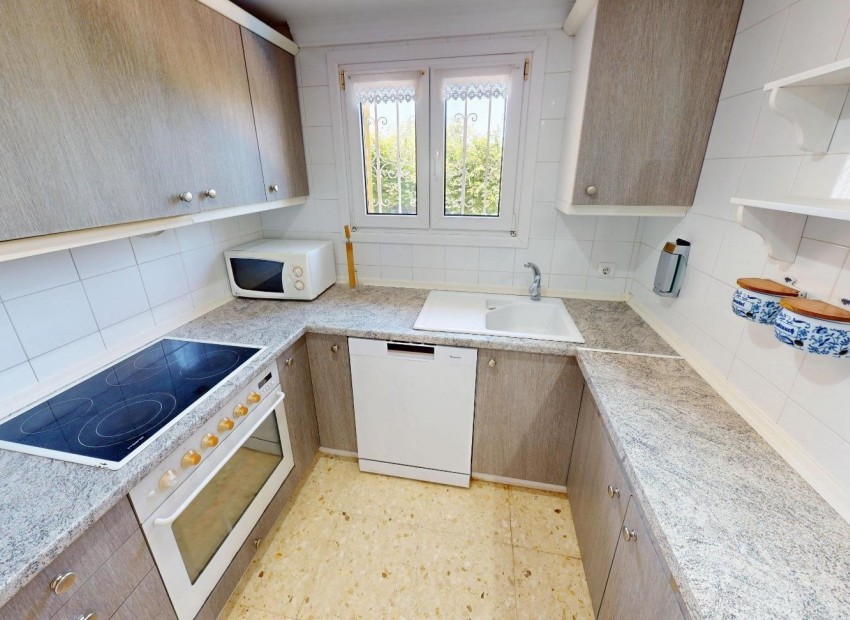 Reventa - Villa -
Oliva - Oliva Nova