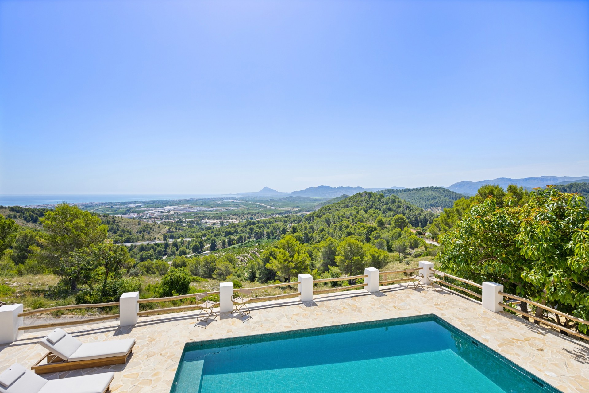 Reventa - Villa -
Oliva - Oliva Pueblo