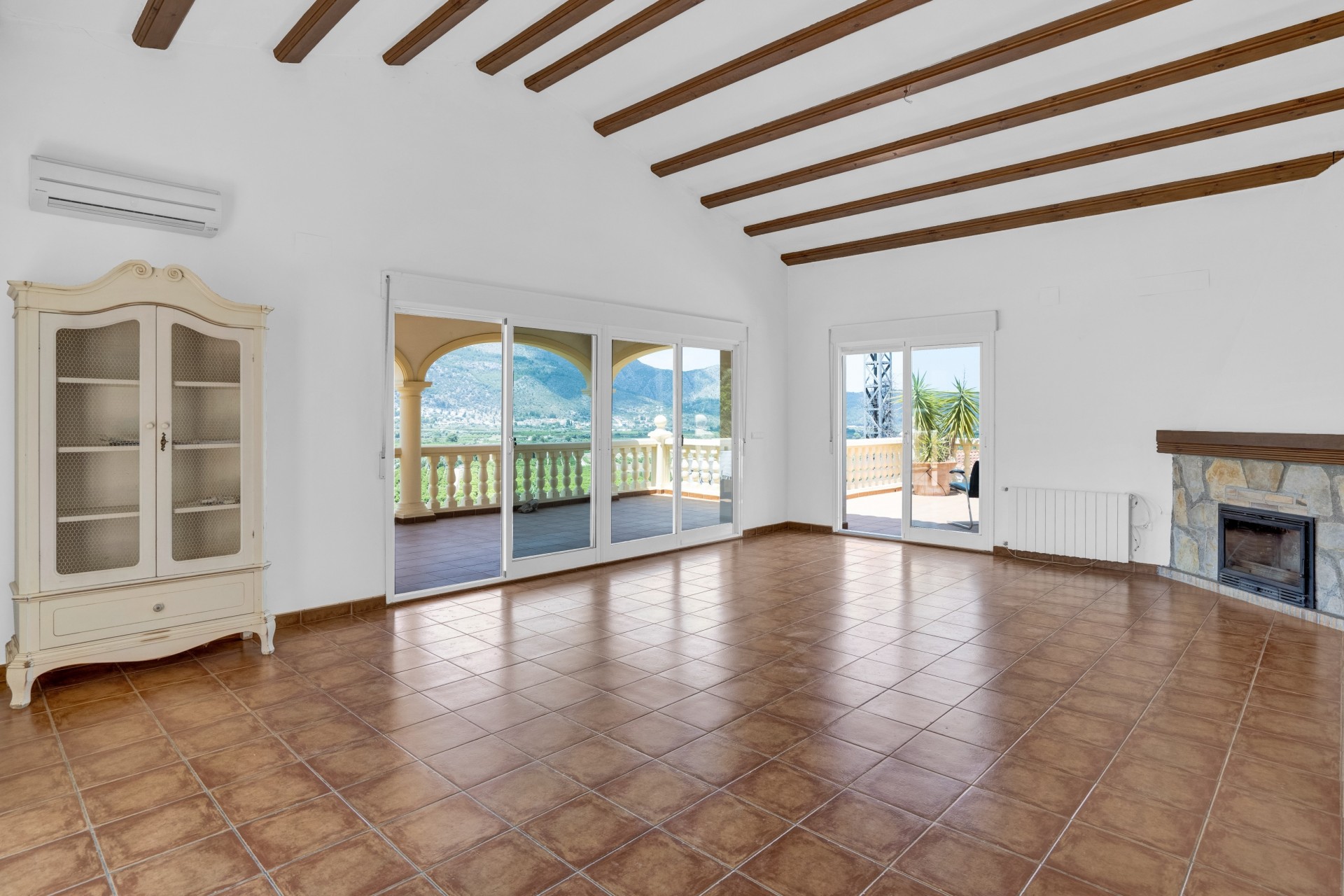 Reventa - Villa -
Orba