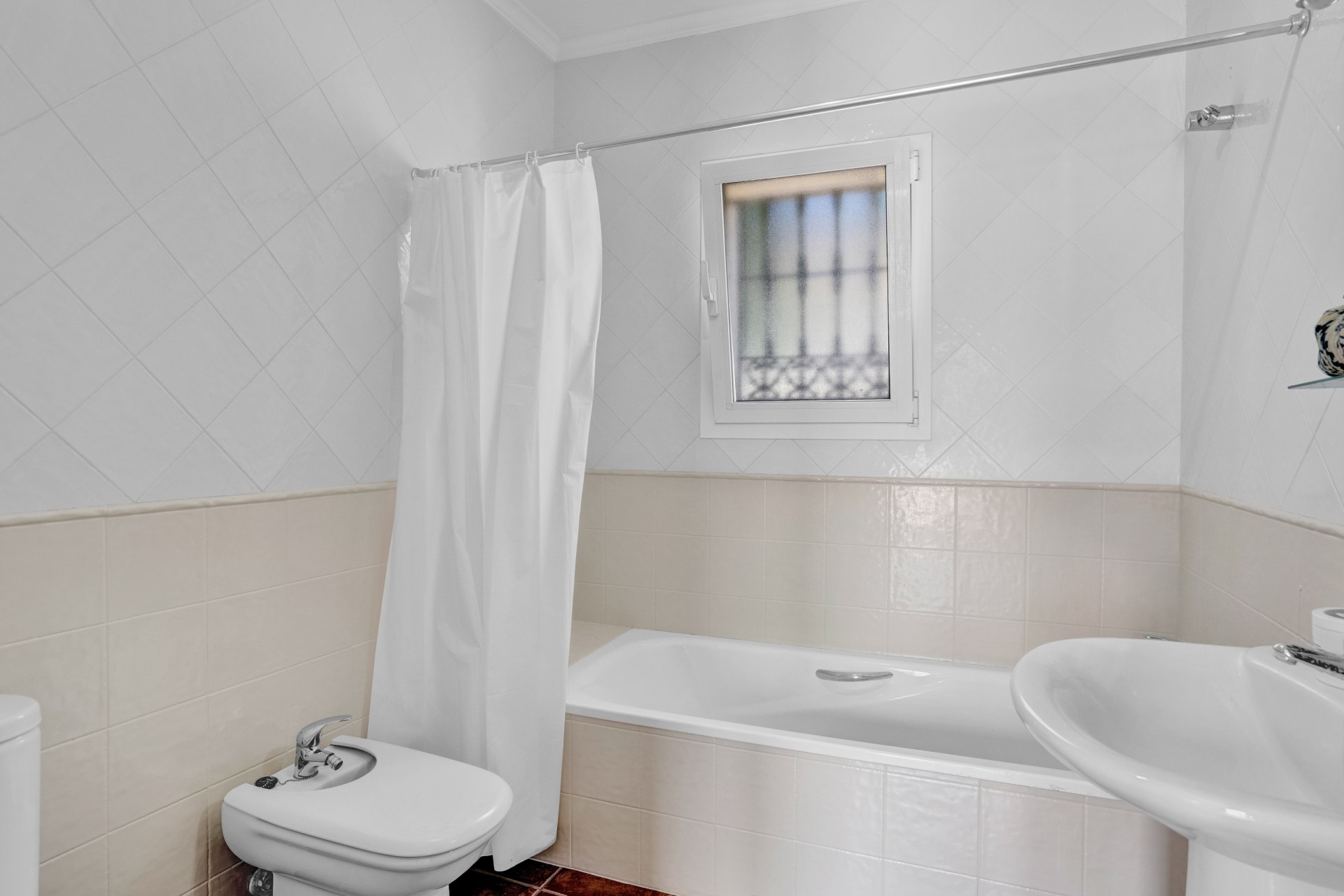 Reventa - Villa -
Orba