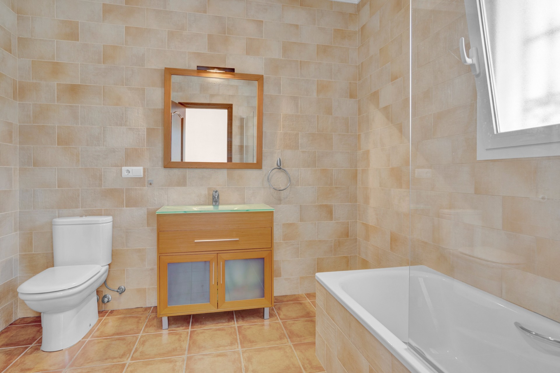 Reventa - Villa -
Orba