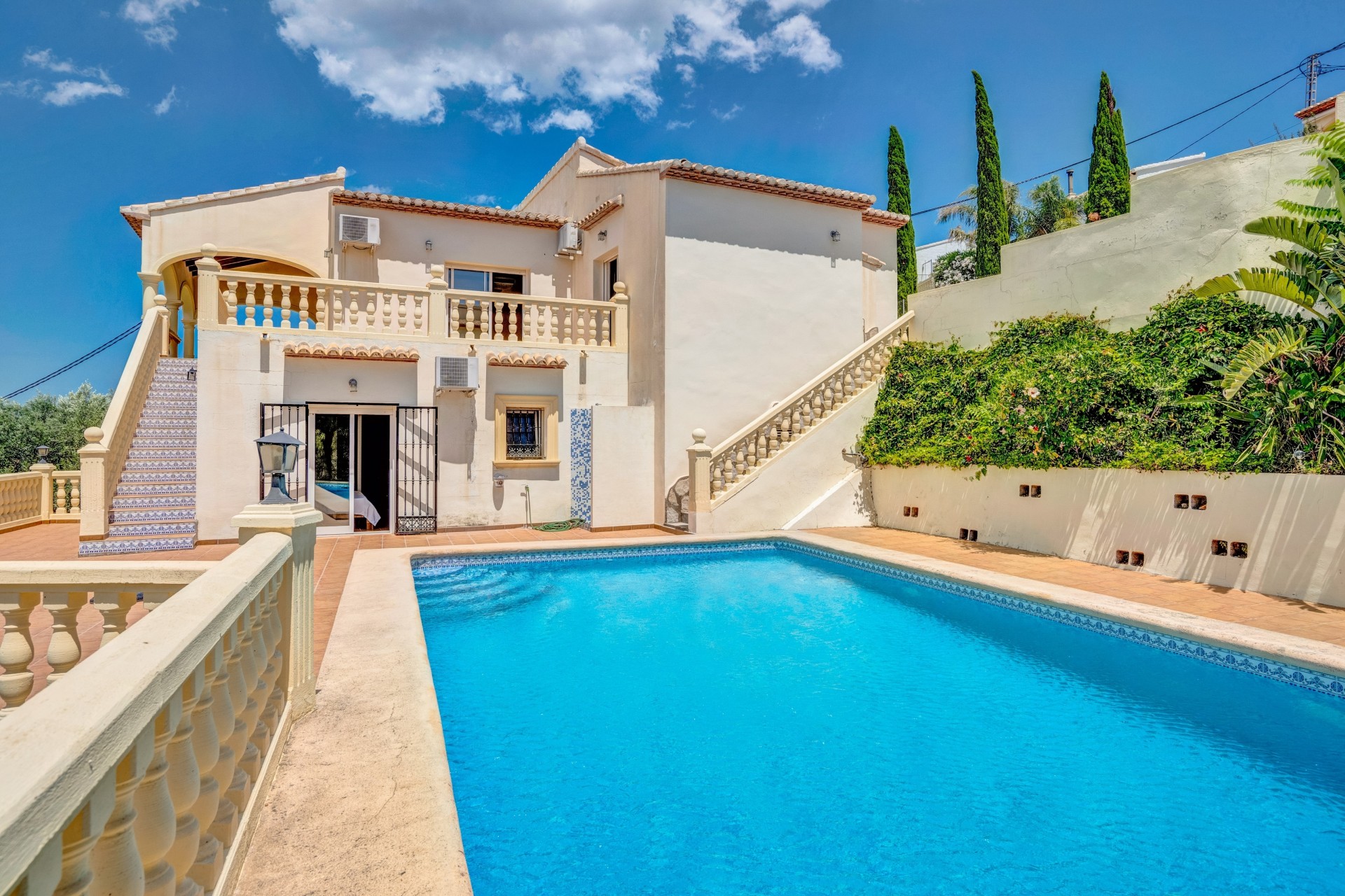 Reventa - Villa -
Orba
