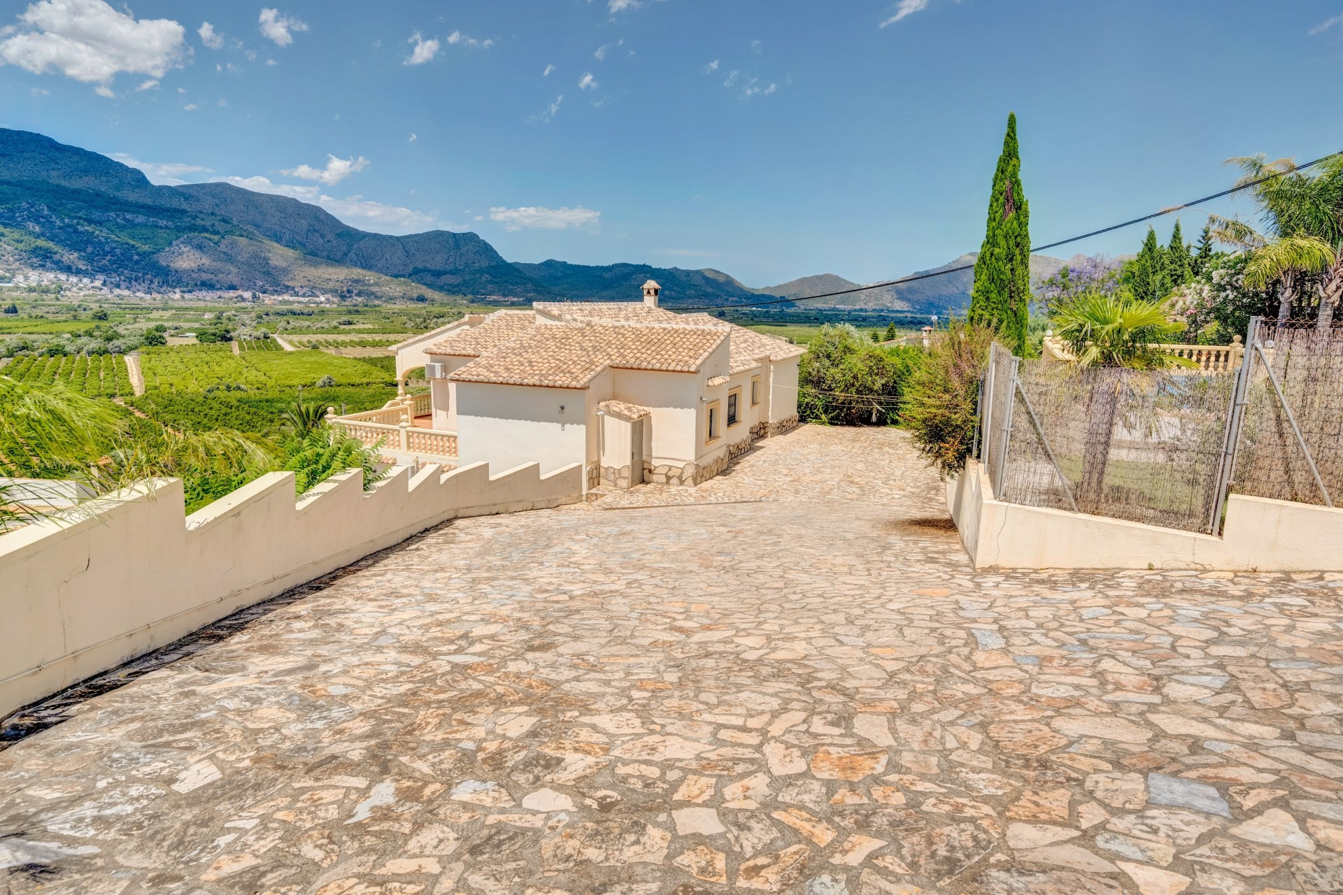 Reventa - Villa -
Orba