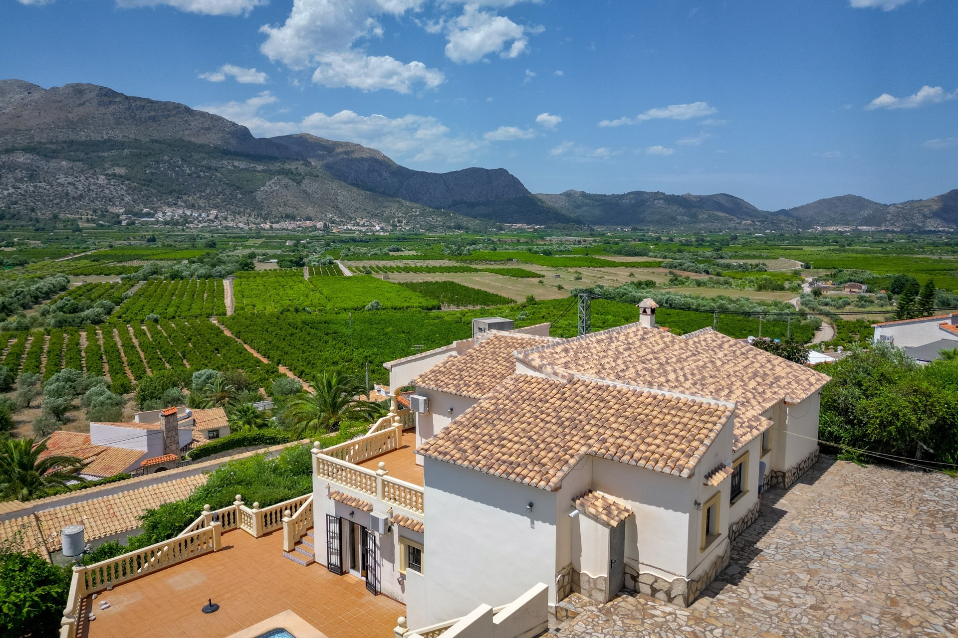 Reventa - Villa -
Orba