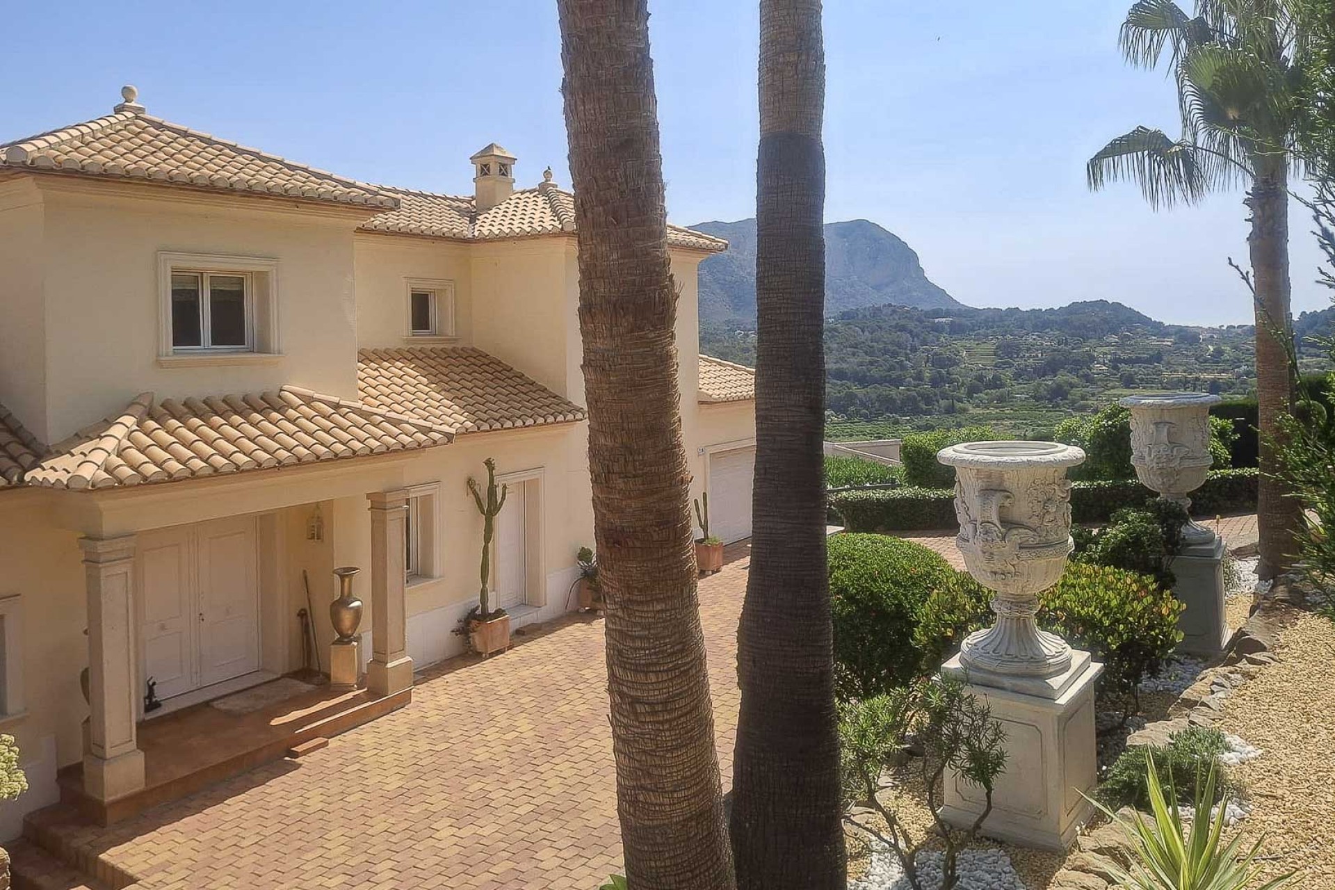 Reventa - Villa -
Pedreguer - La Sella
