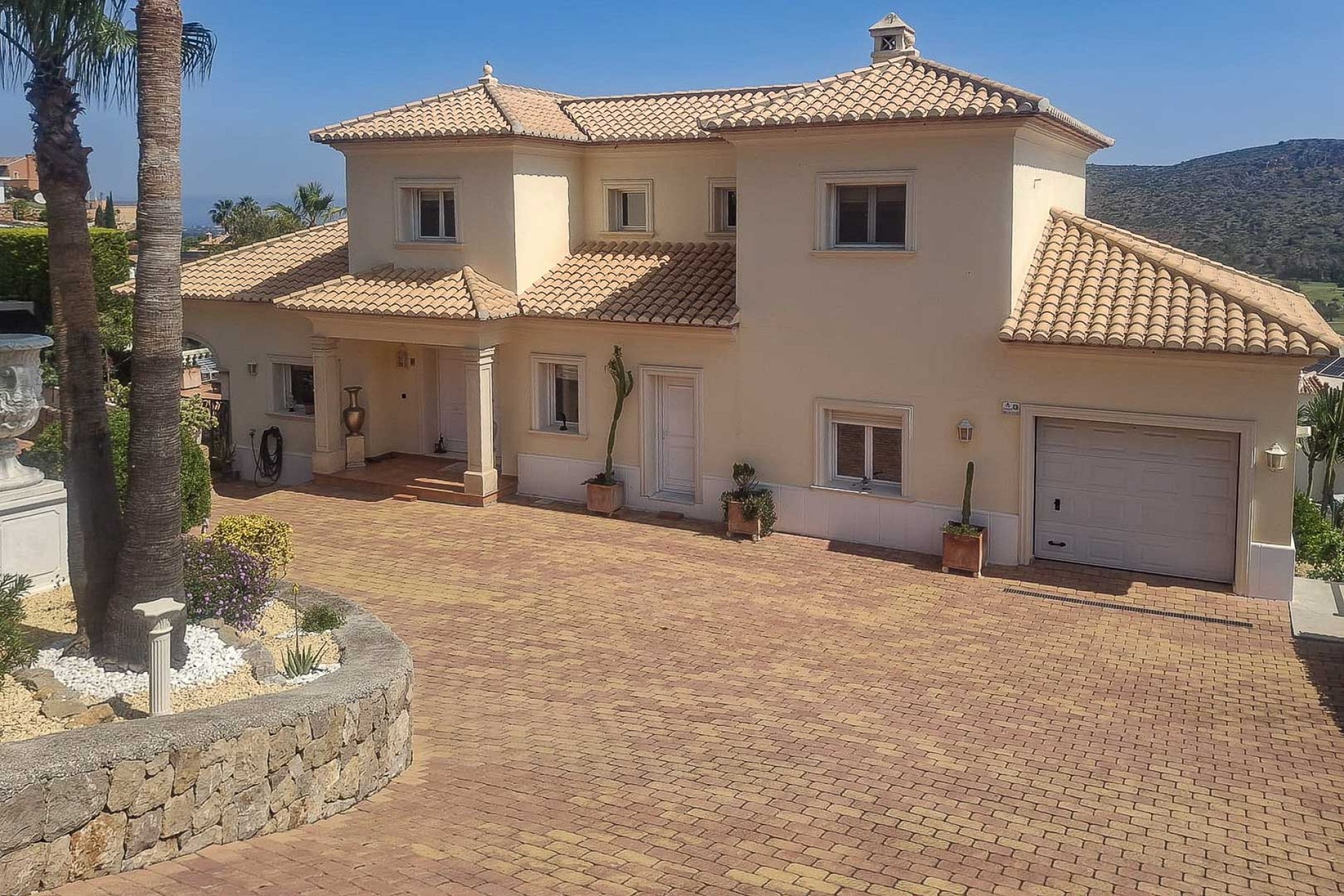 Reventa - Villa -
Pedreguer - La Sella