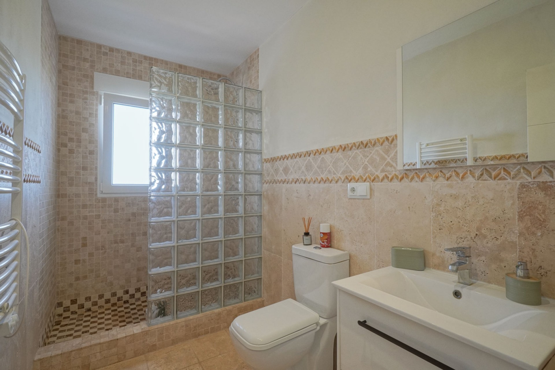 Reventa - Villa -
Pedreguer - La Sella