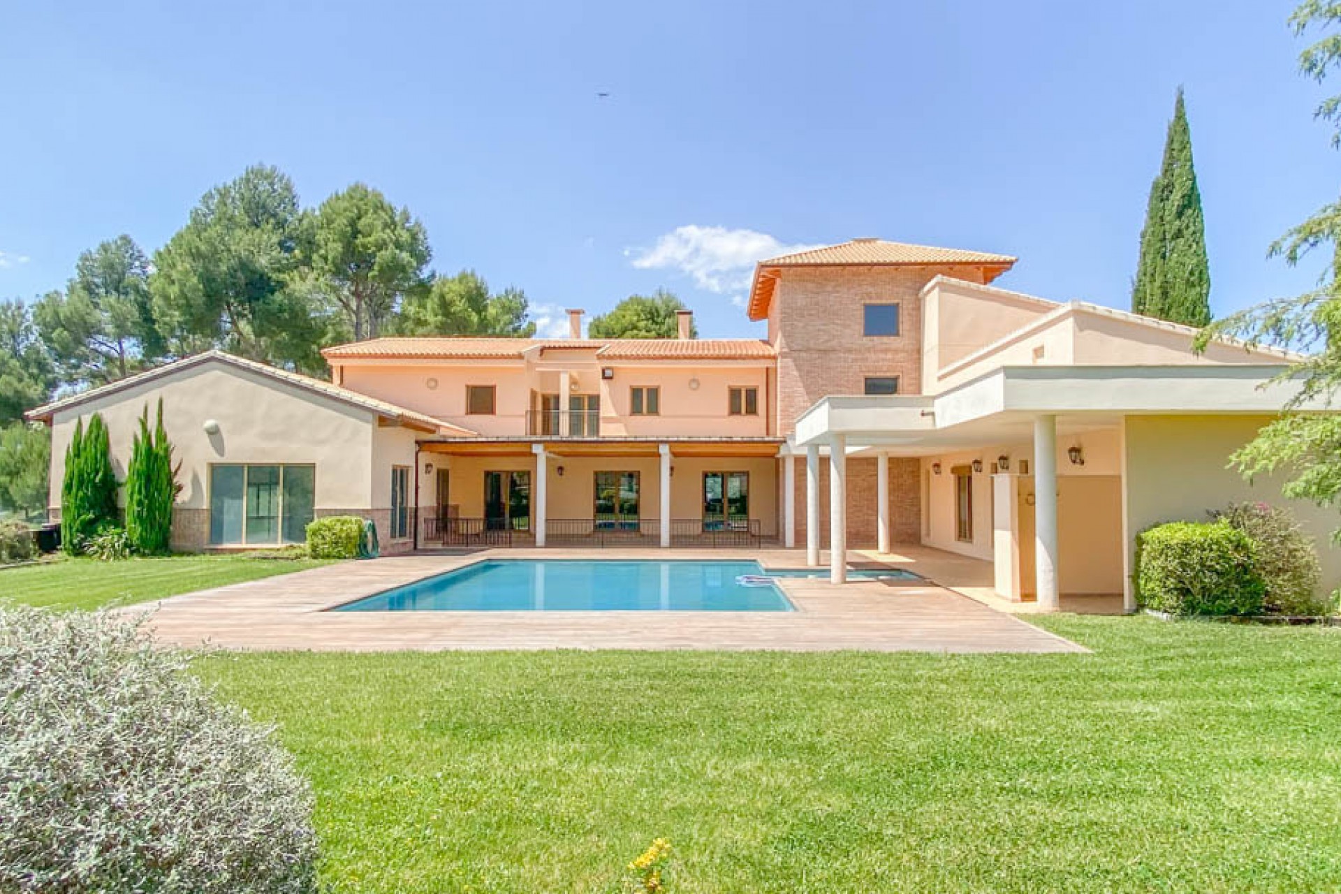 Reventa - Villa -
Penaguila