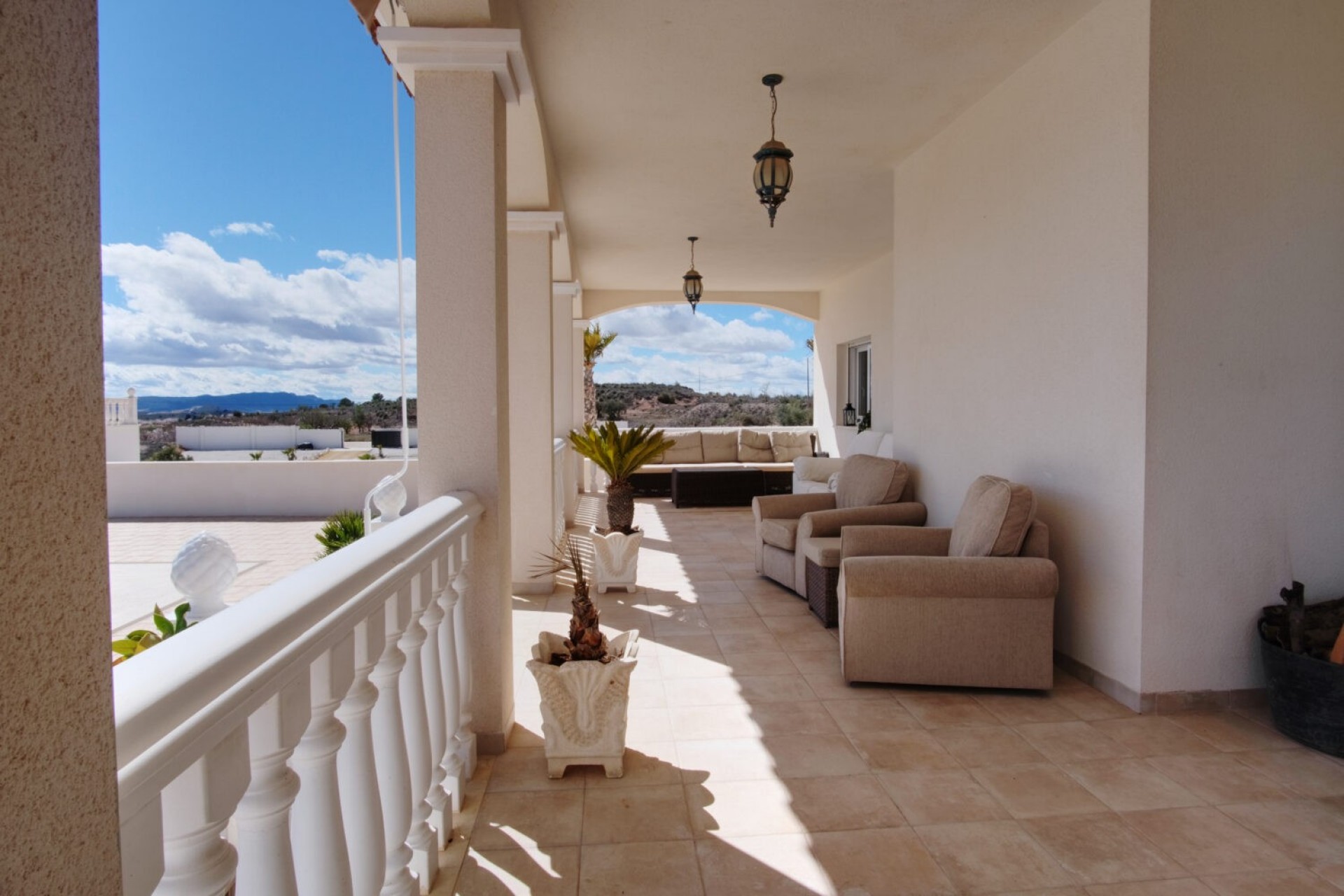 Reventa - Villa -
Pinoso