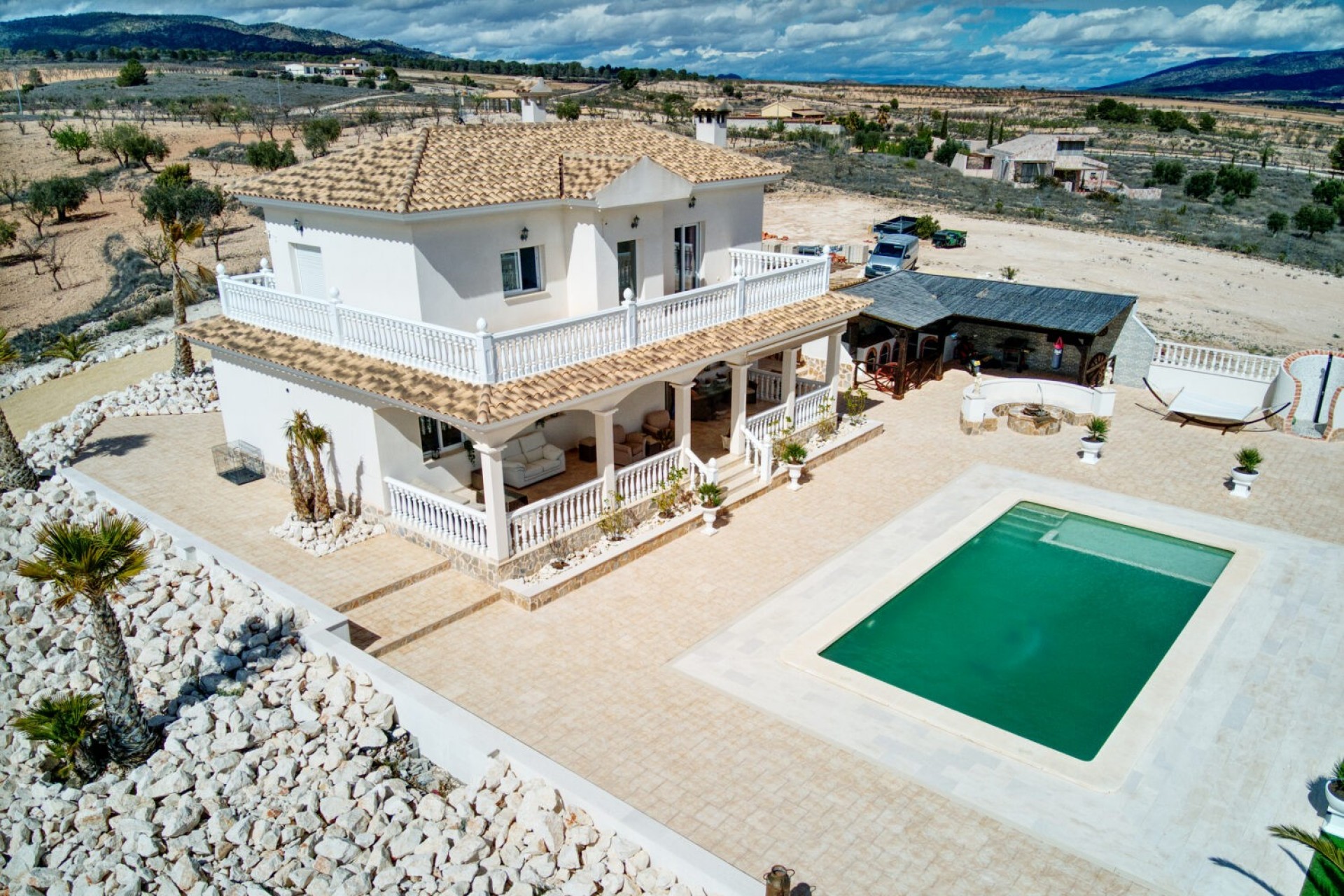 Reventa - Villa -
Pinoso