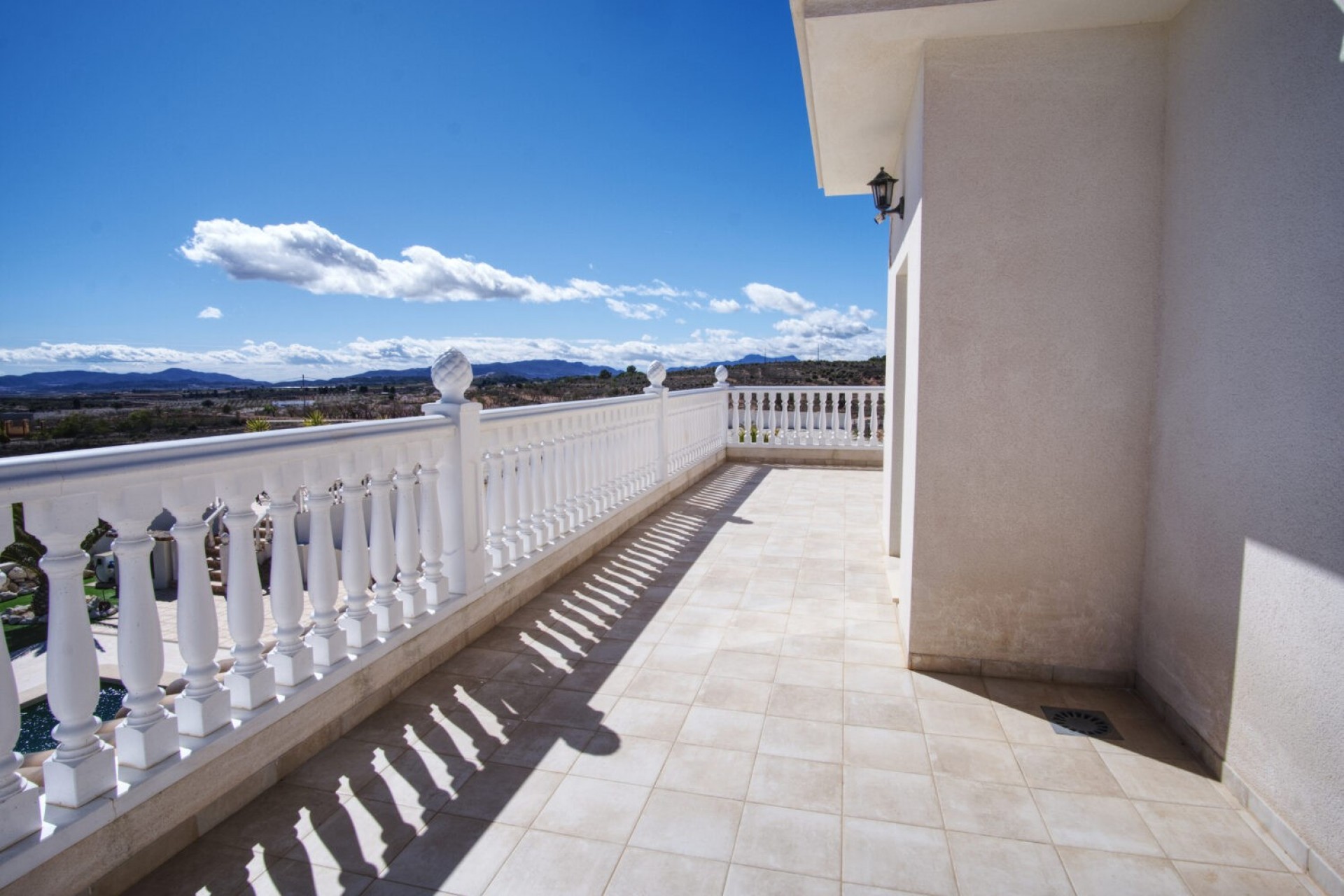 Reventa - Villa -
Pinoso