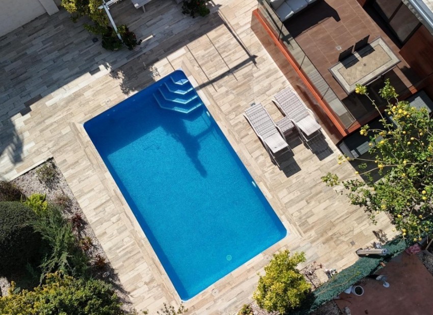 Reventa - Villa -
Polop - Alberca de Polop
