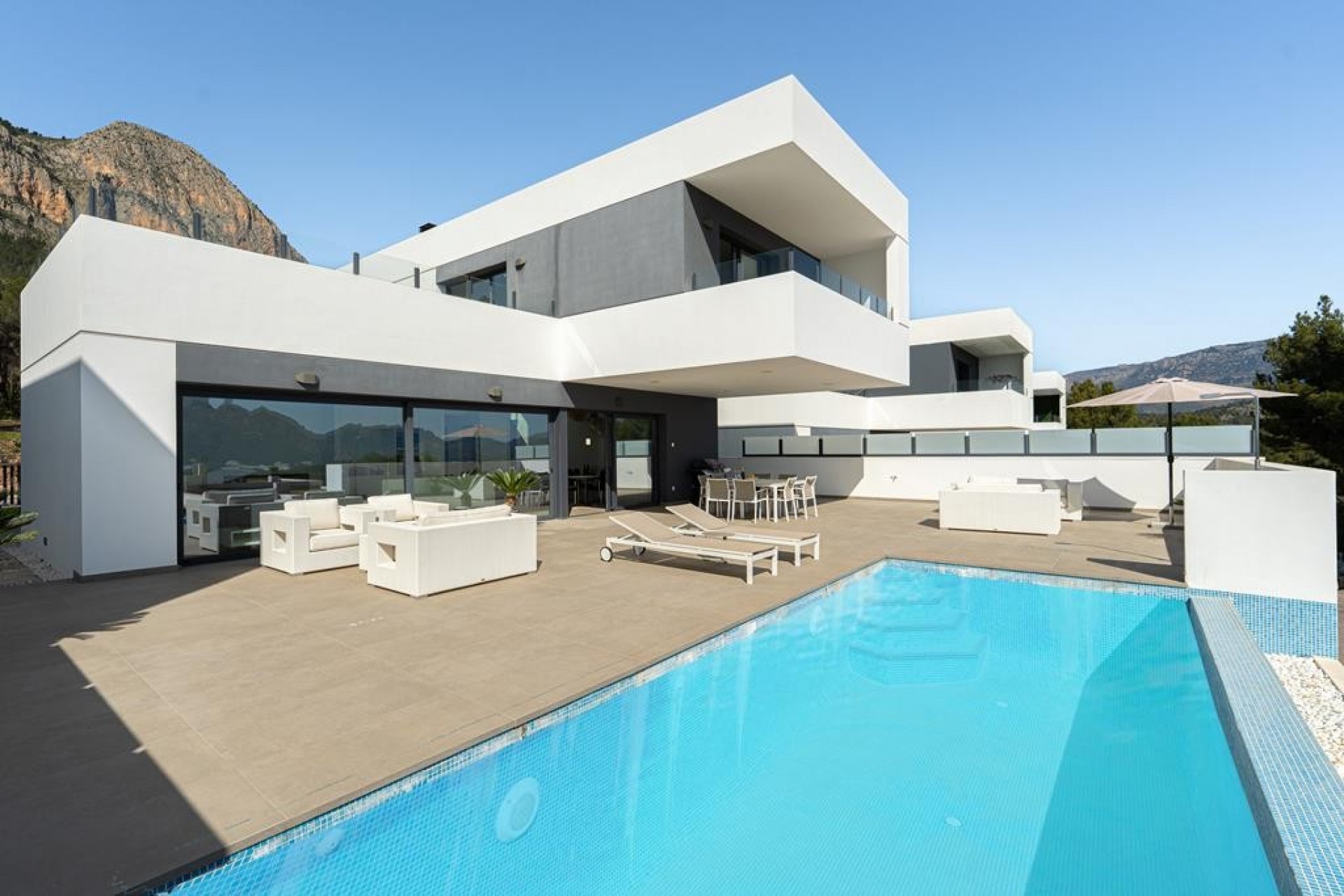 Reventa - Villa -
Polop