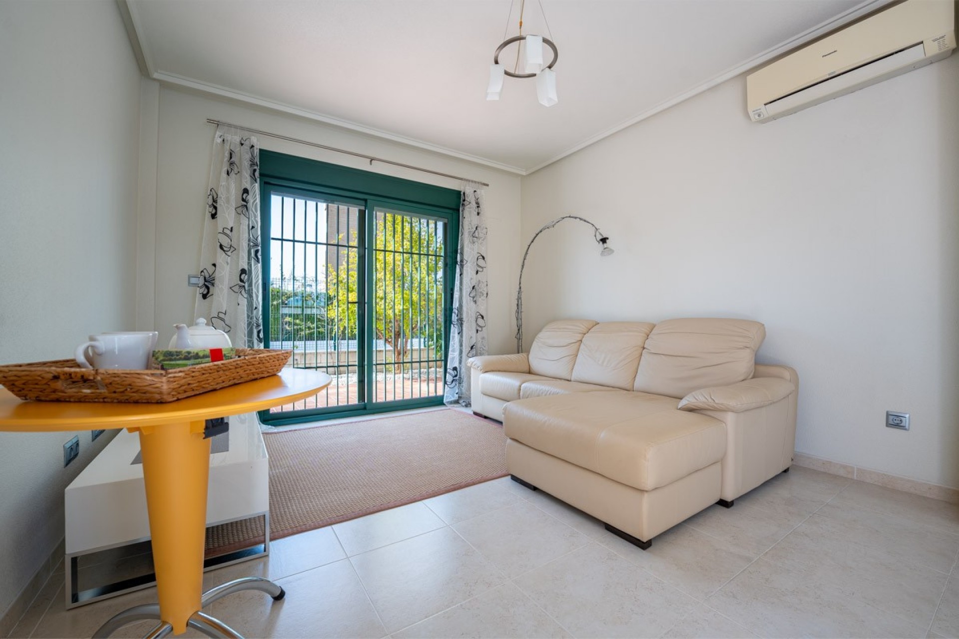 Reventa - Villa -
Rojales