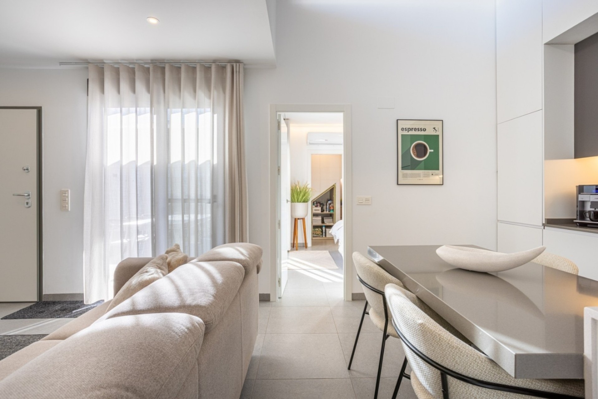 Reventa - Villa -
Roldán