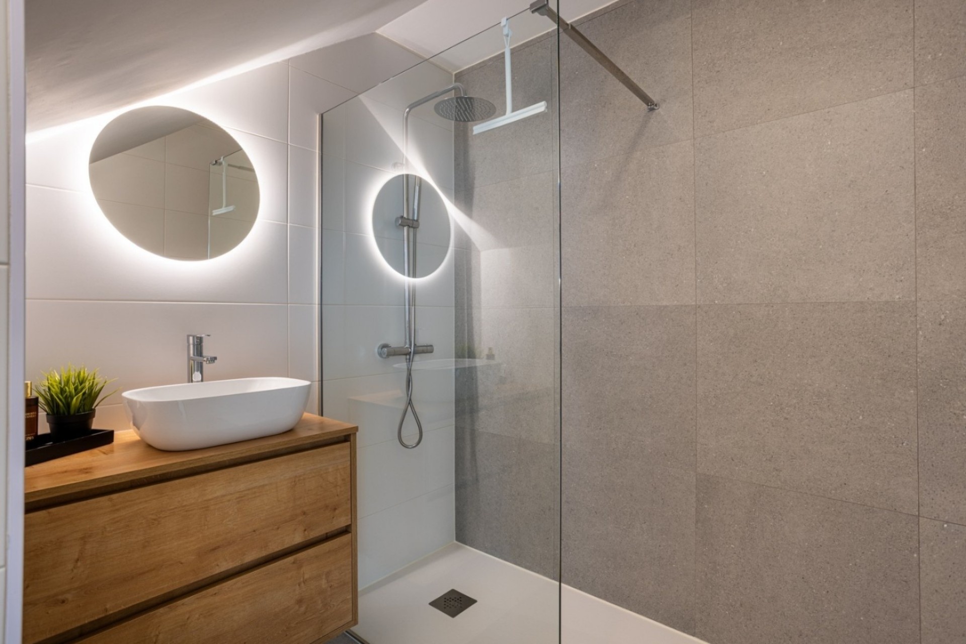 Reventa - Villa -
Roldán