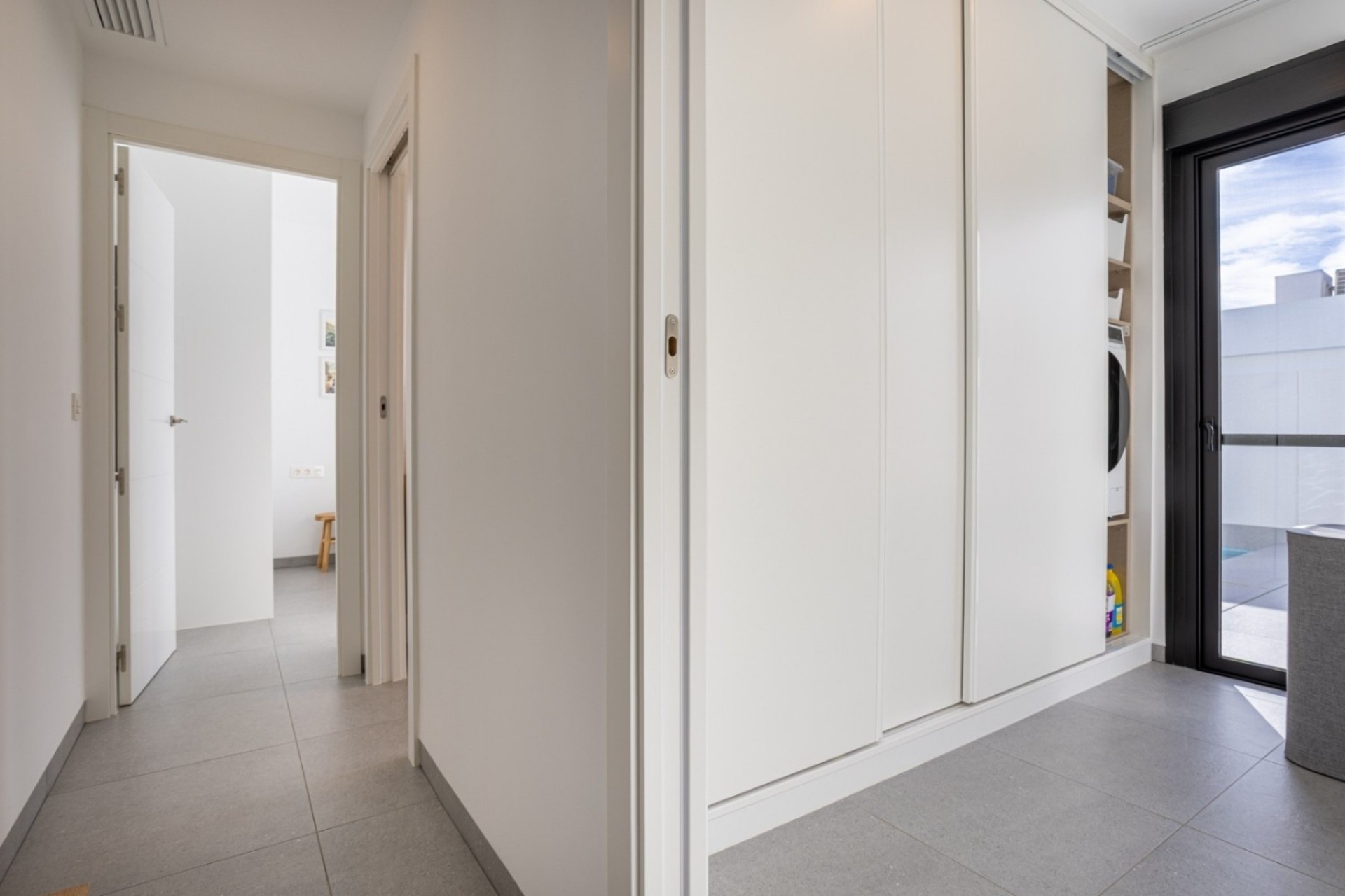 Reventa - Villa -
Roldán