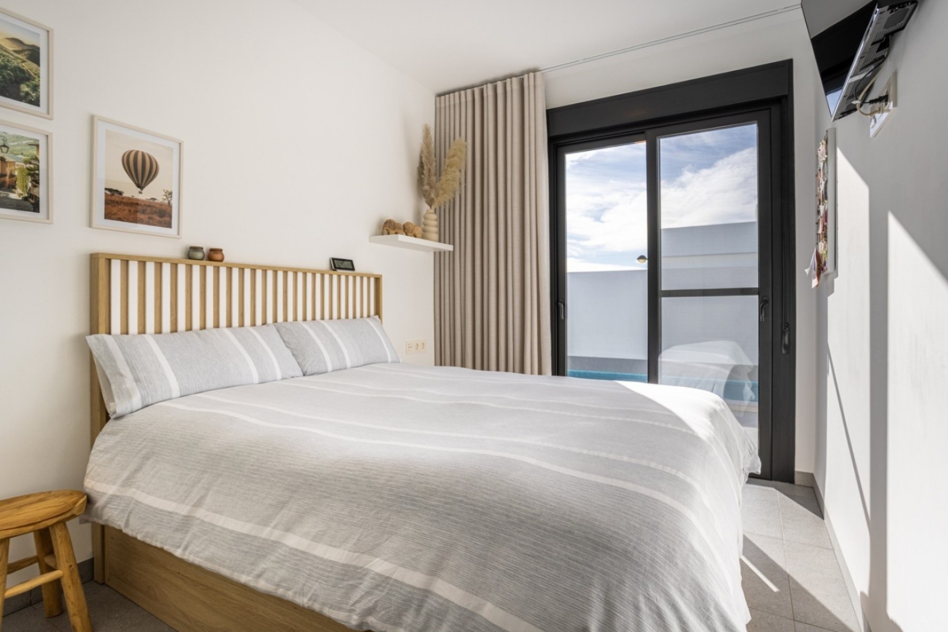 Reventa - Villa -
Roldán