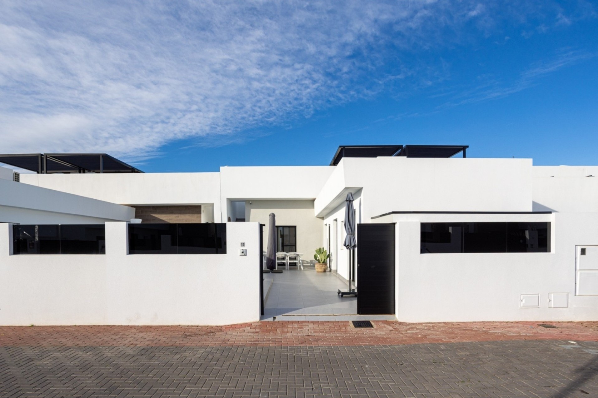 Reventa - Villa -
Roldán