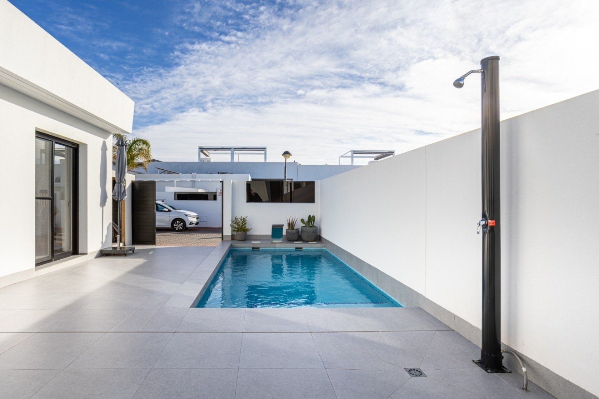 Reventa - Villa -
Roldán