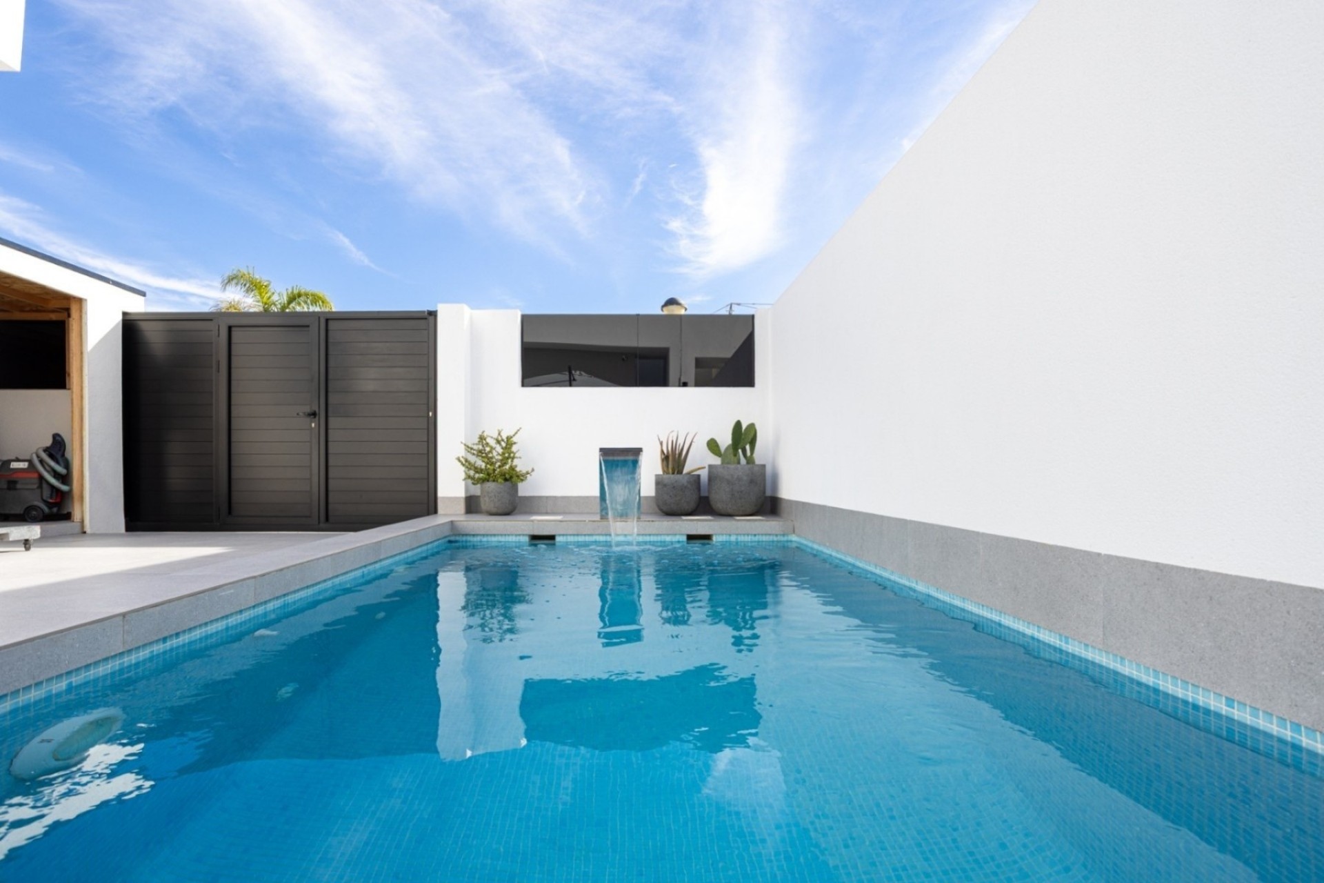 Reventa - Villa -
Roldán