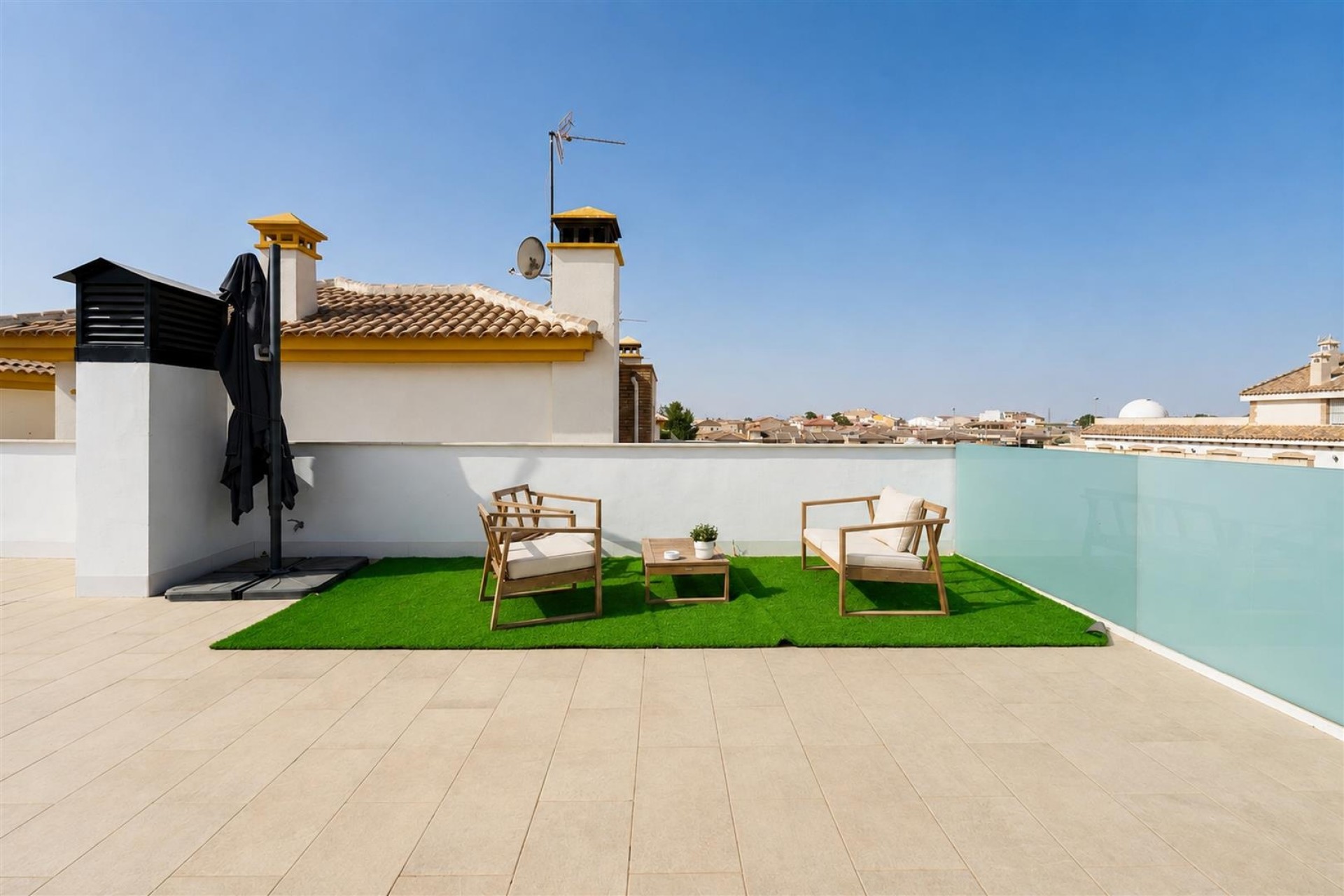 Reventa - Villa -
Roldán