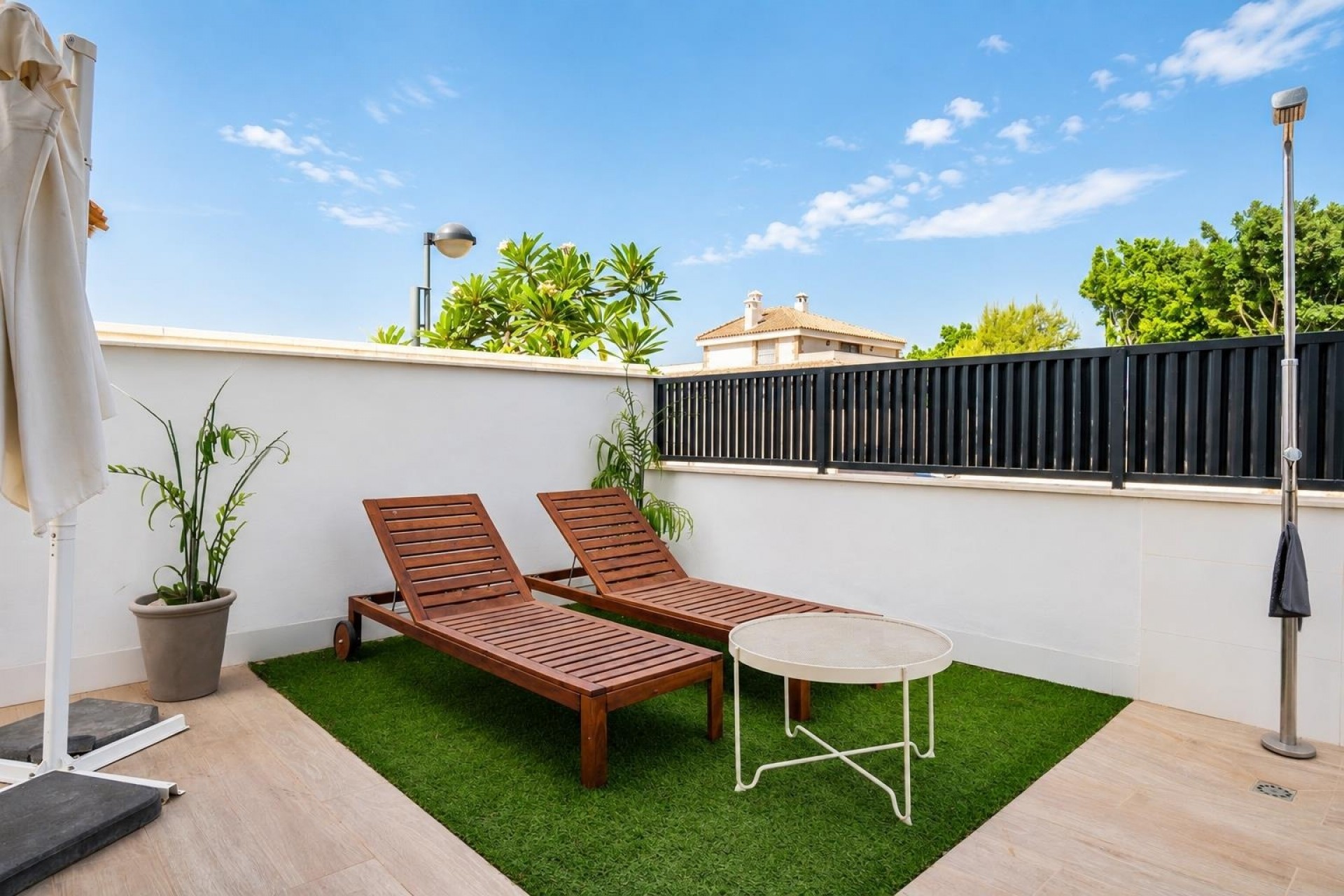 Reventa - Villa -
Roldán