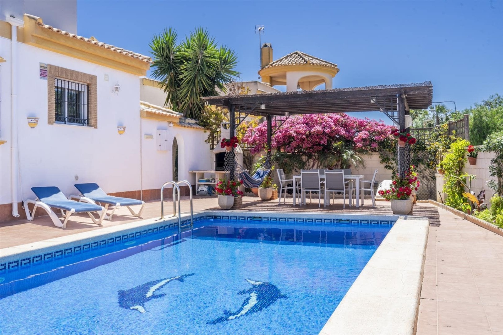 Reventa - Villa -
Sucina