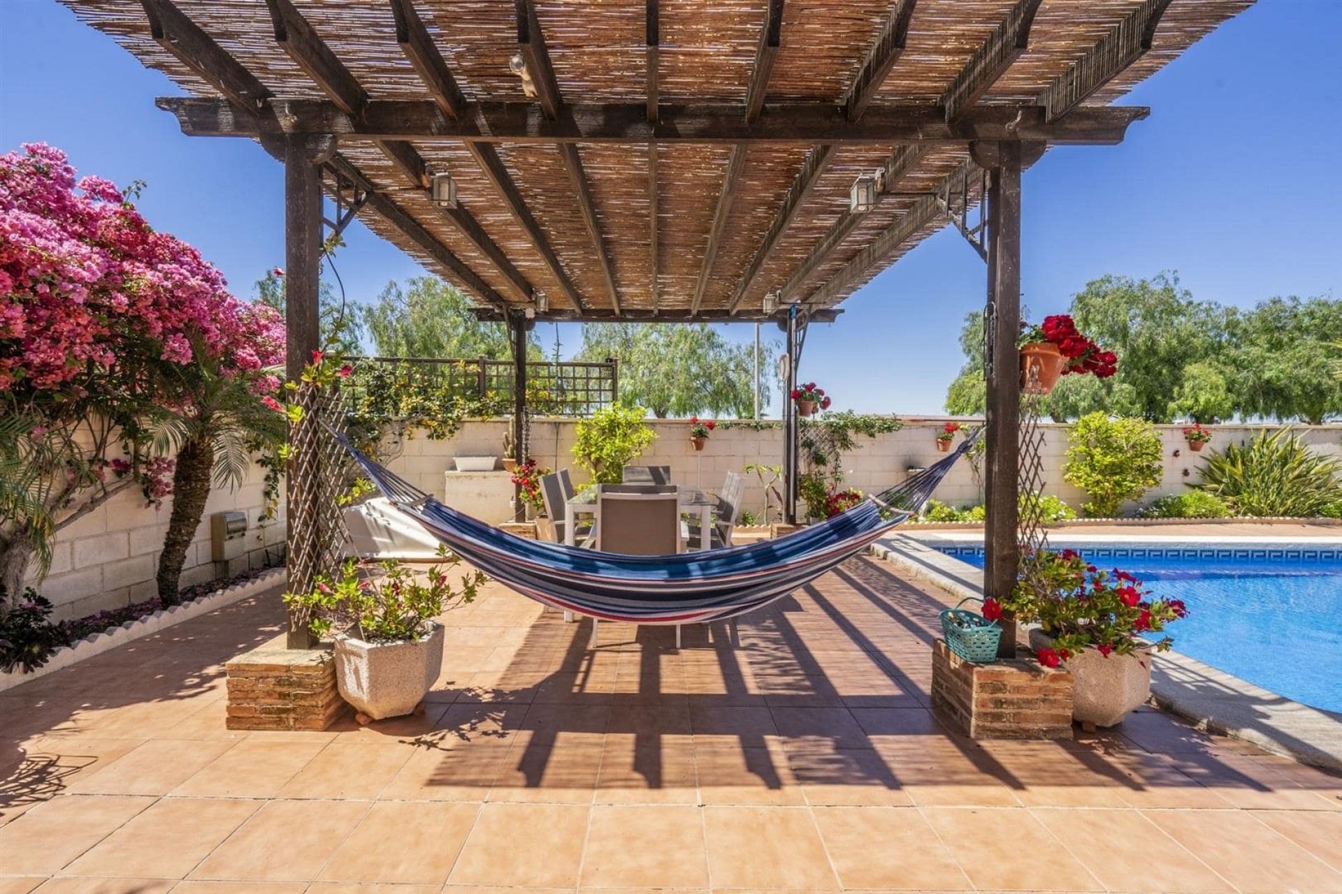 Reventa - Villa -
Sucina