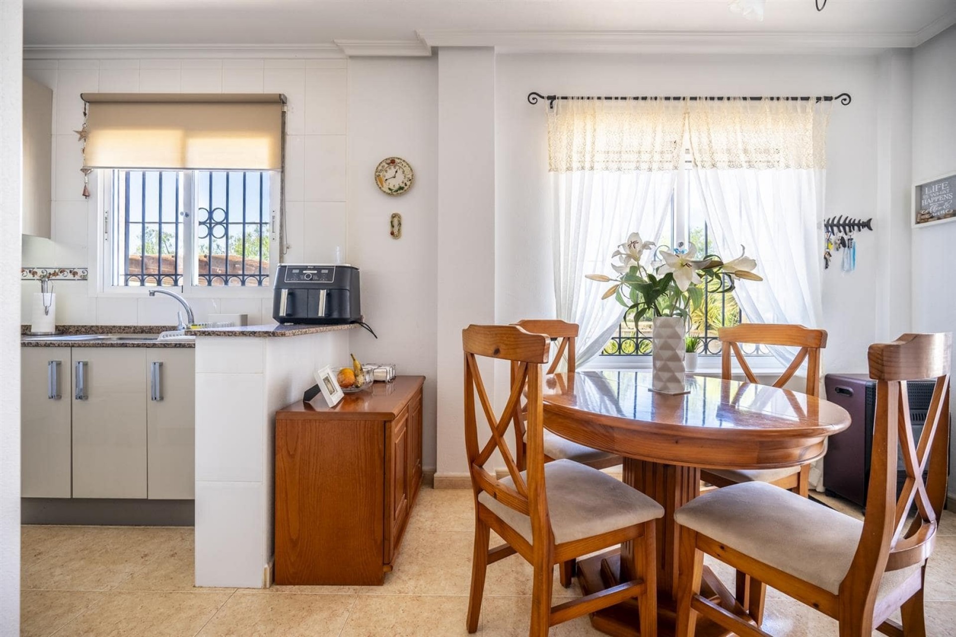 Reventa - Villa -
Sucina