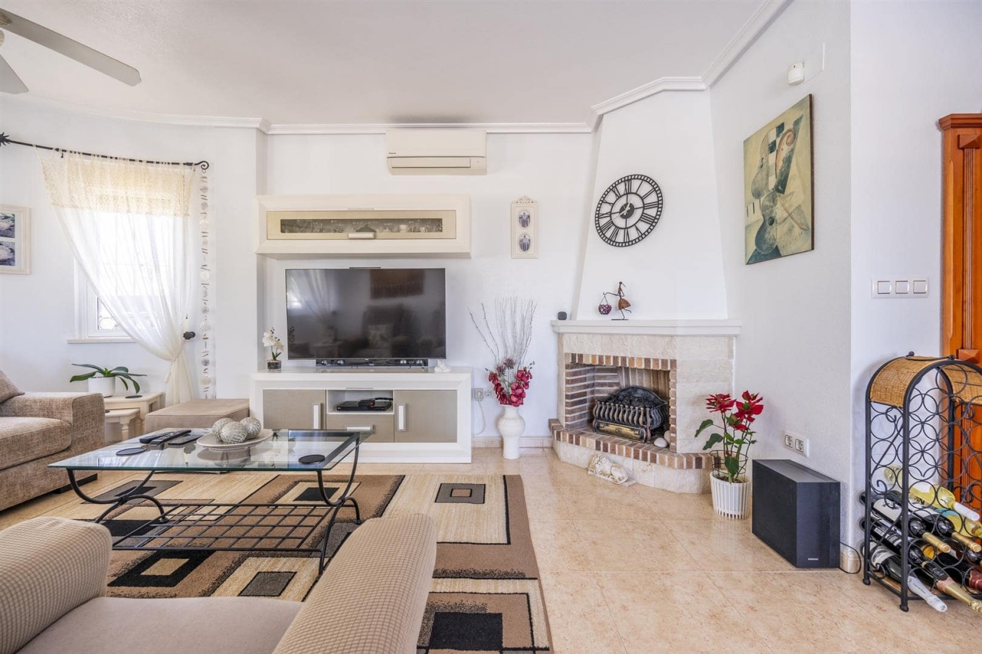 Reventa - Villa -
Sucina