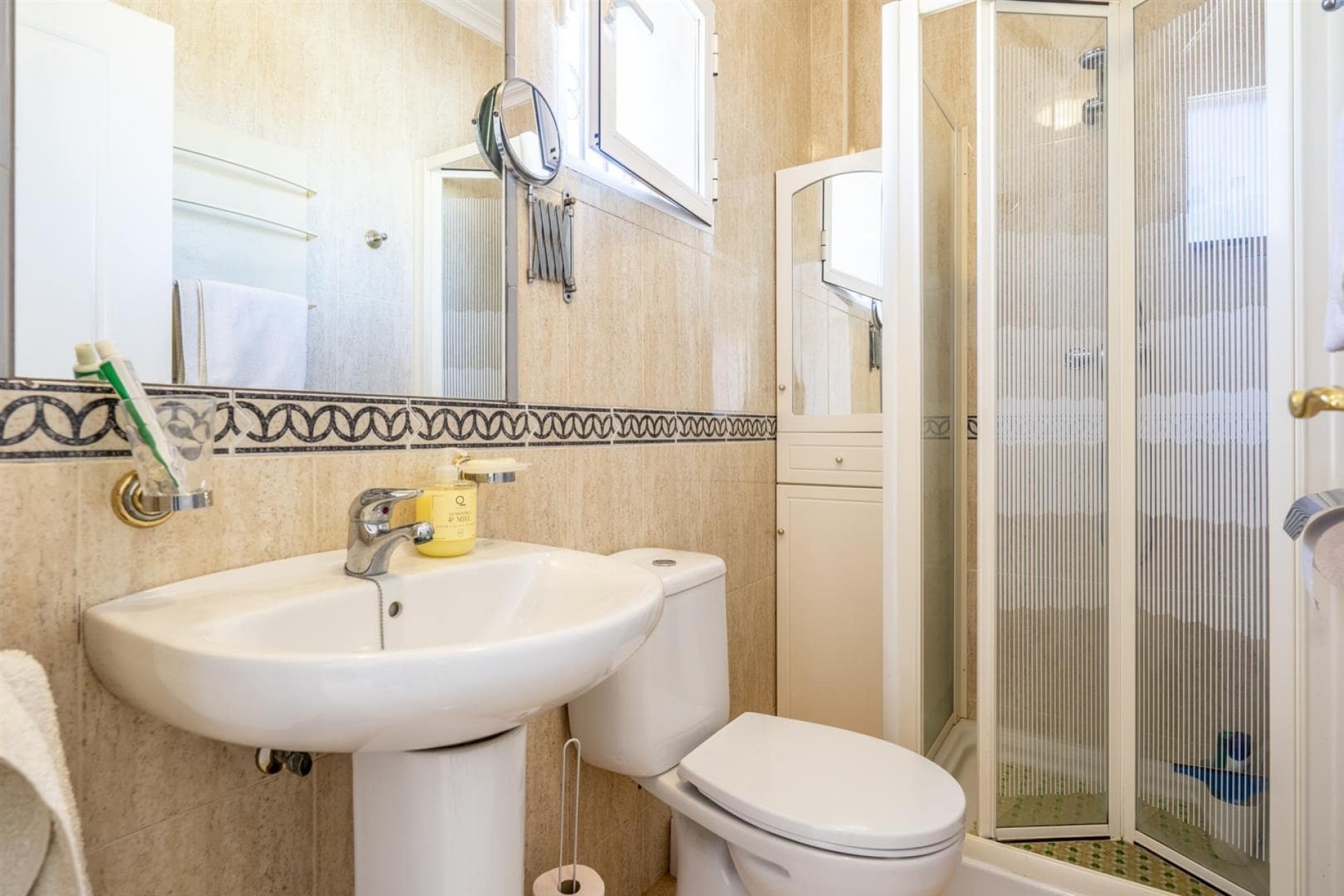 Reventa - Villa -
Sucina