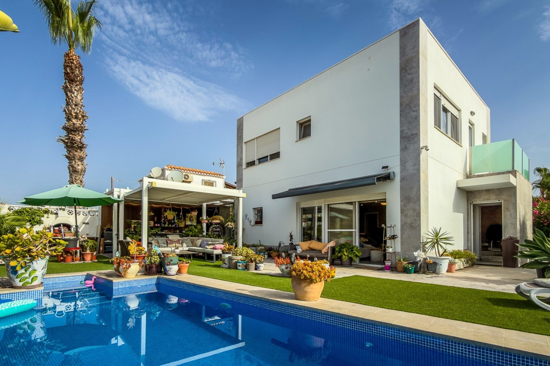 Reventa - Villa -
TORREVIEJA - Torreta - Florida